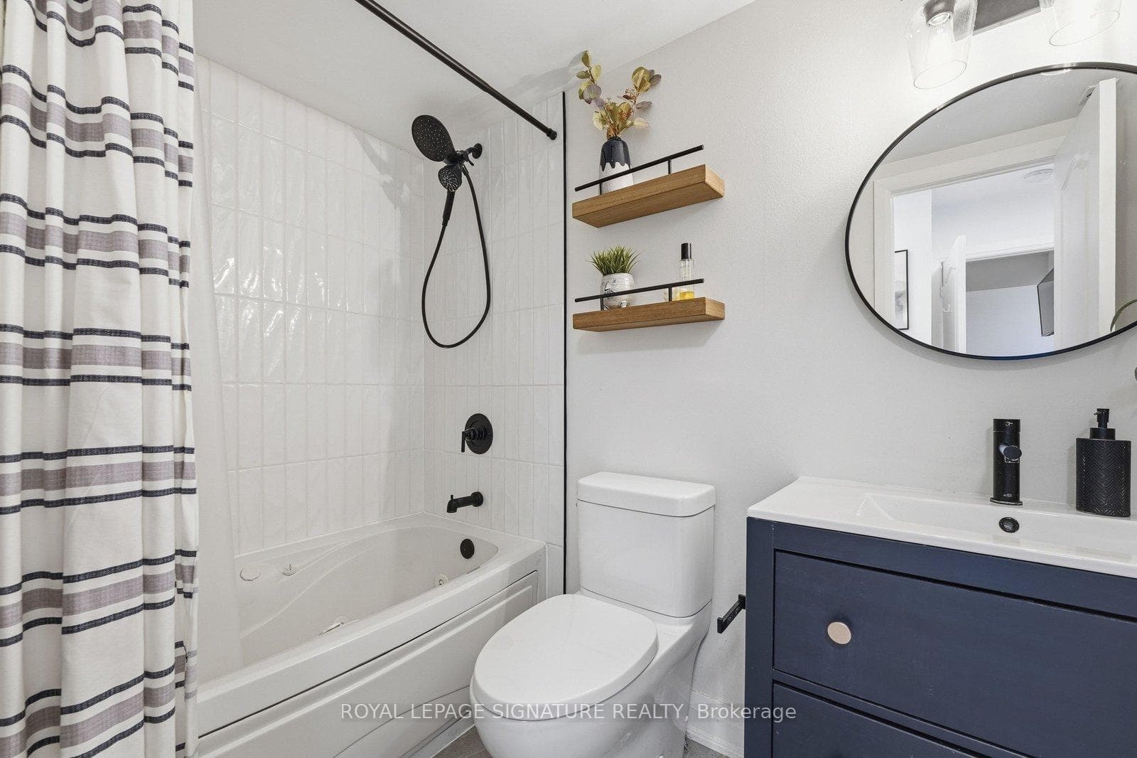 39 Sudbury Street Unit 3901 photo 17
