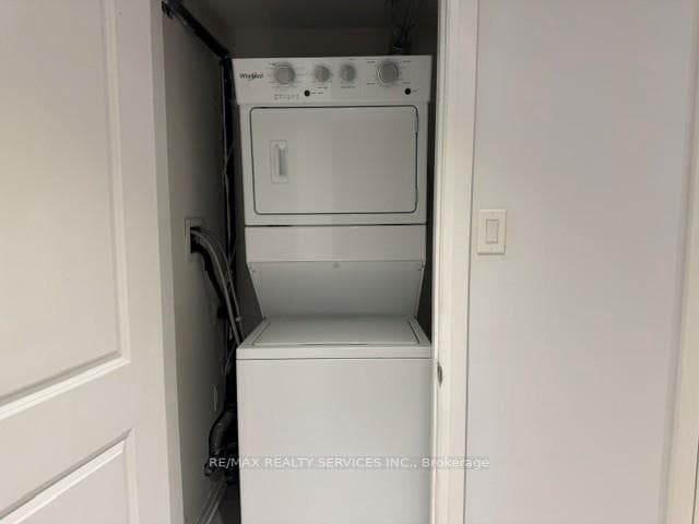 15 Fieldridge Crescent Unit 1 photo 14