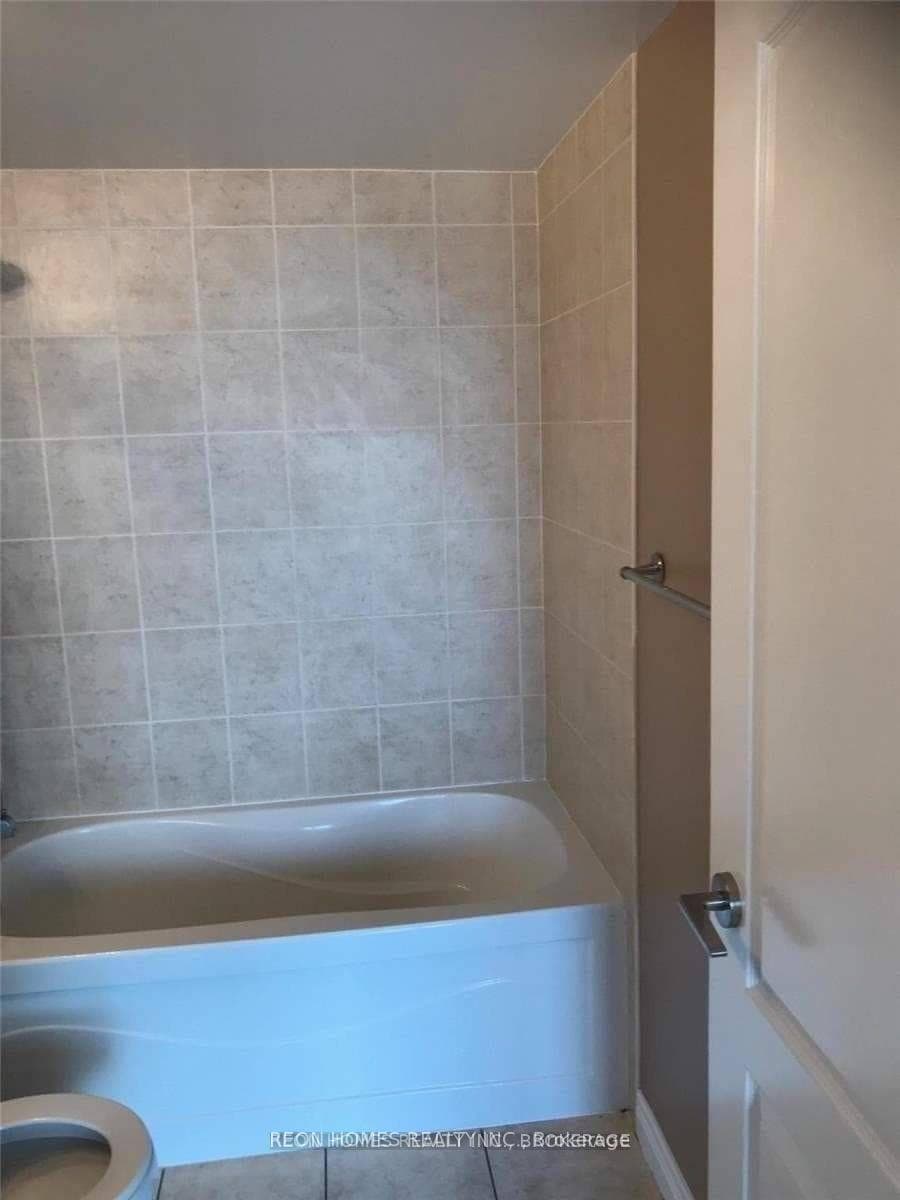 70 Town Centre Court Unit 2709 photo 13