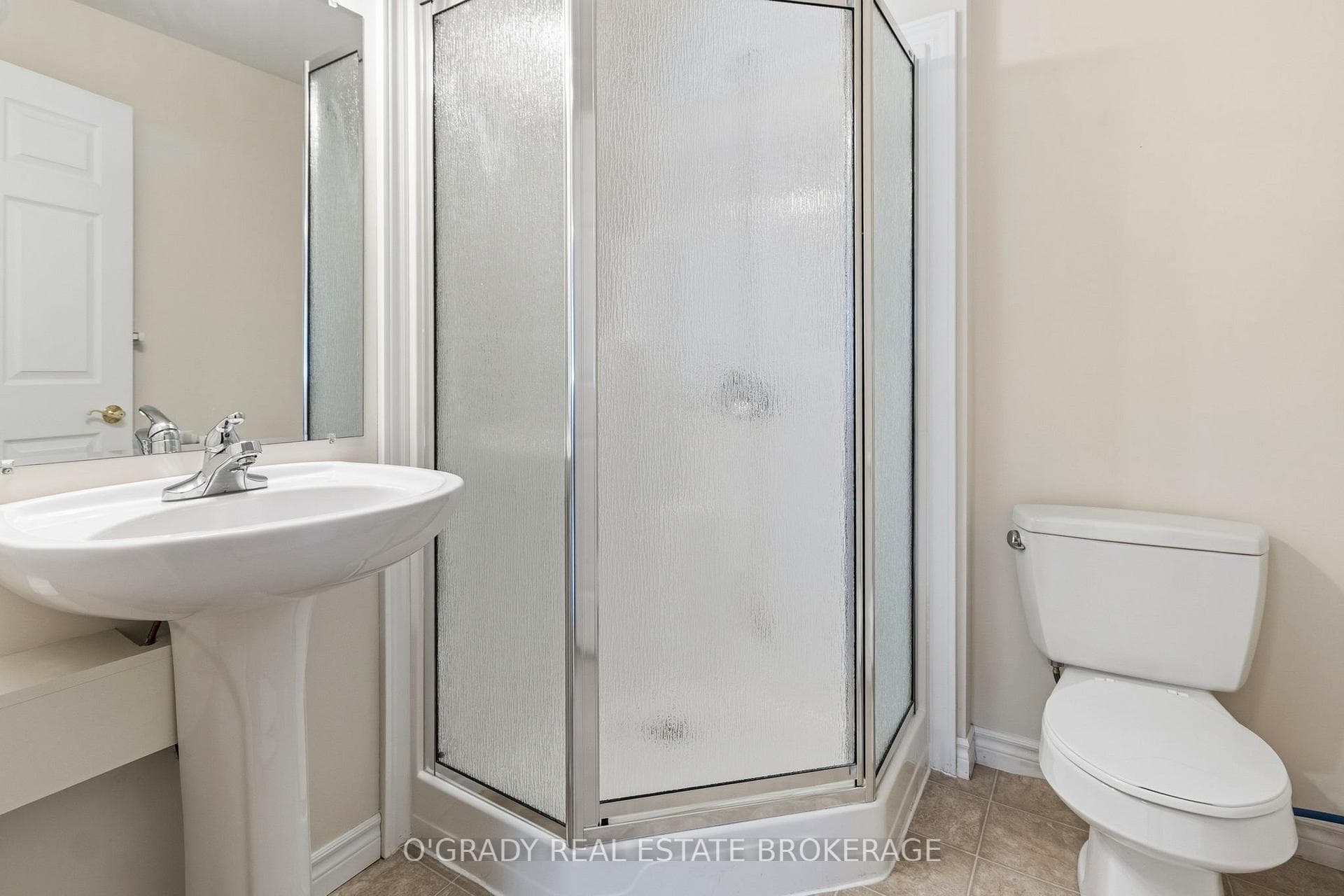 1171 Millwood Avenue Unit 8 photo 23