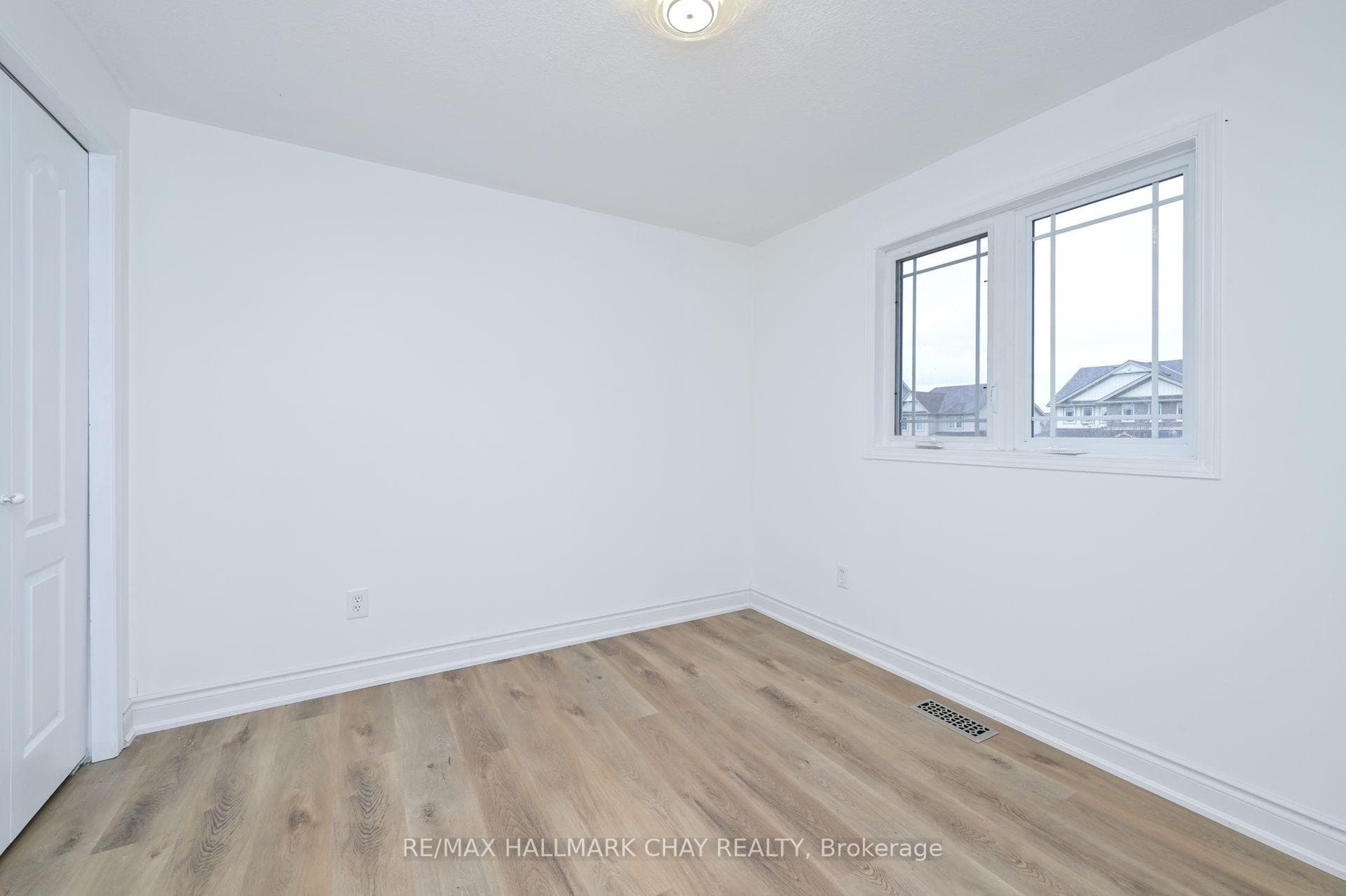 24 Stoneham Street photo 24