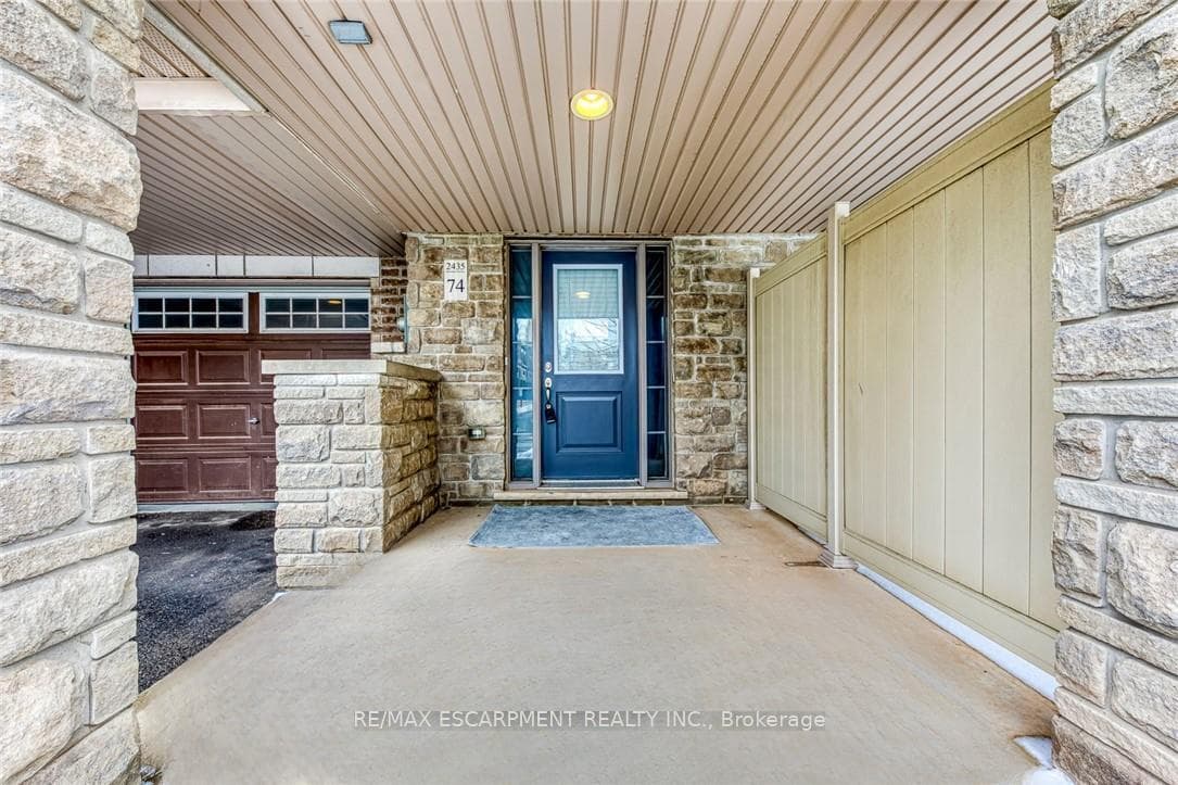 2435 Greenwich Drive Unit 74 photo 2