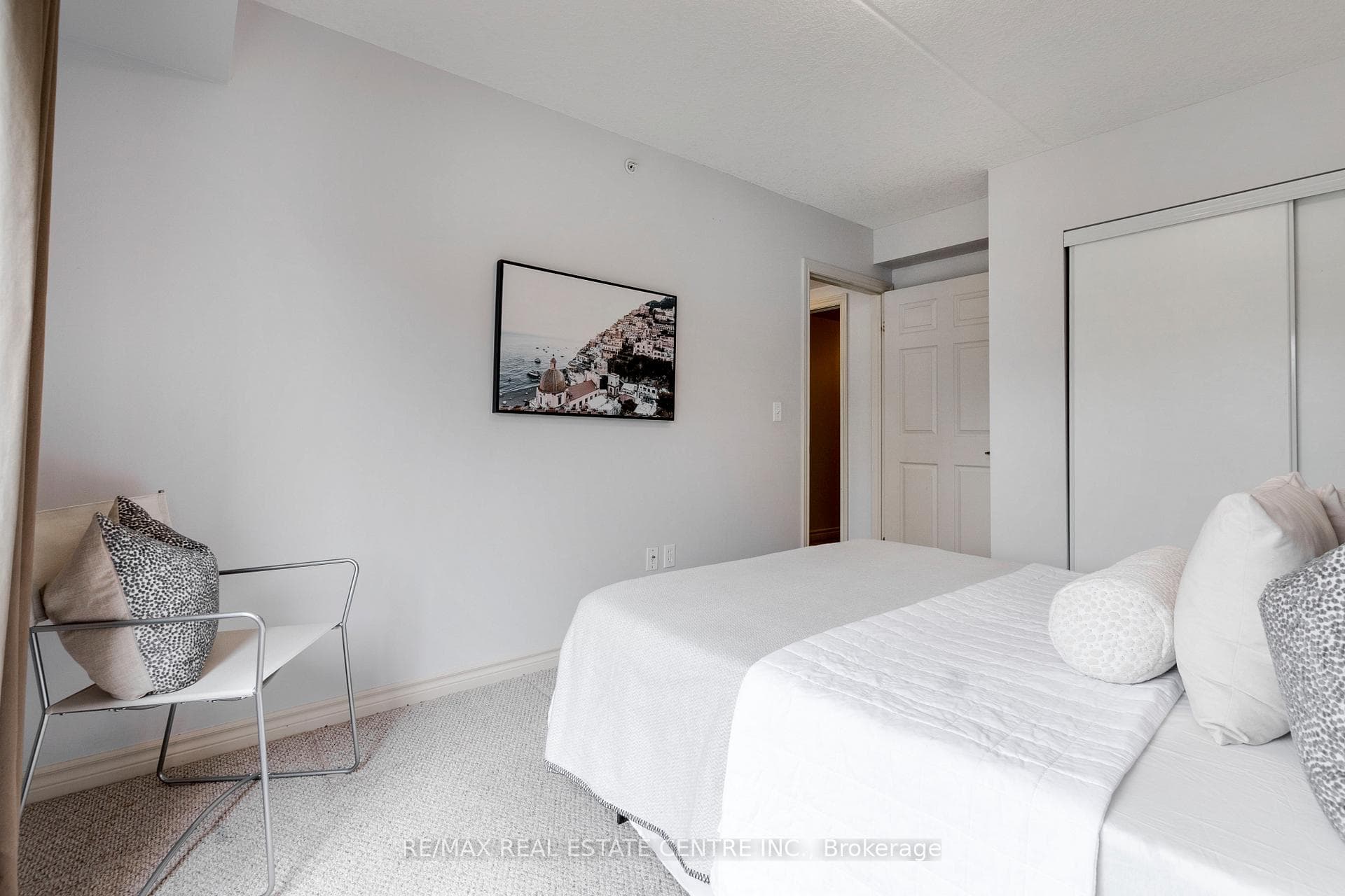 43 Goodwin Drive Unit 210 photo 7