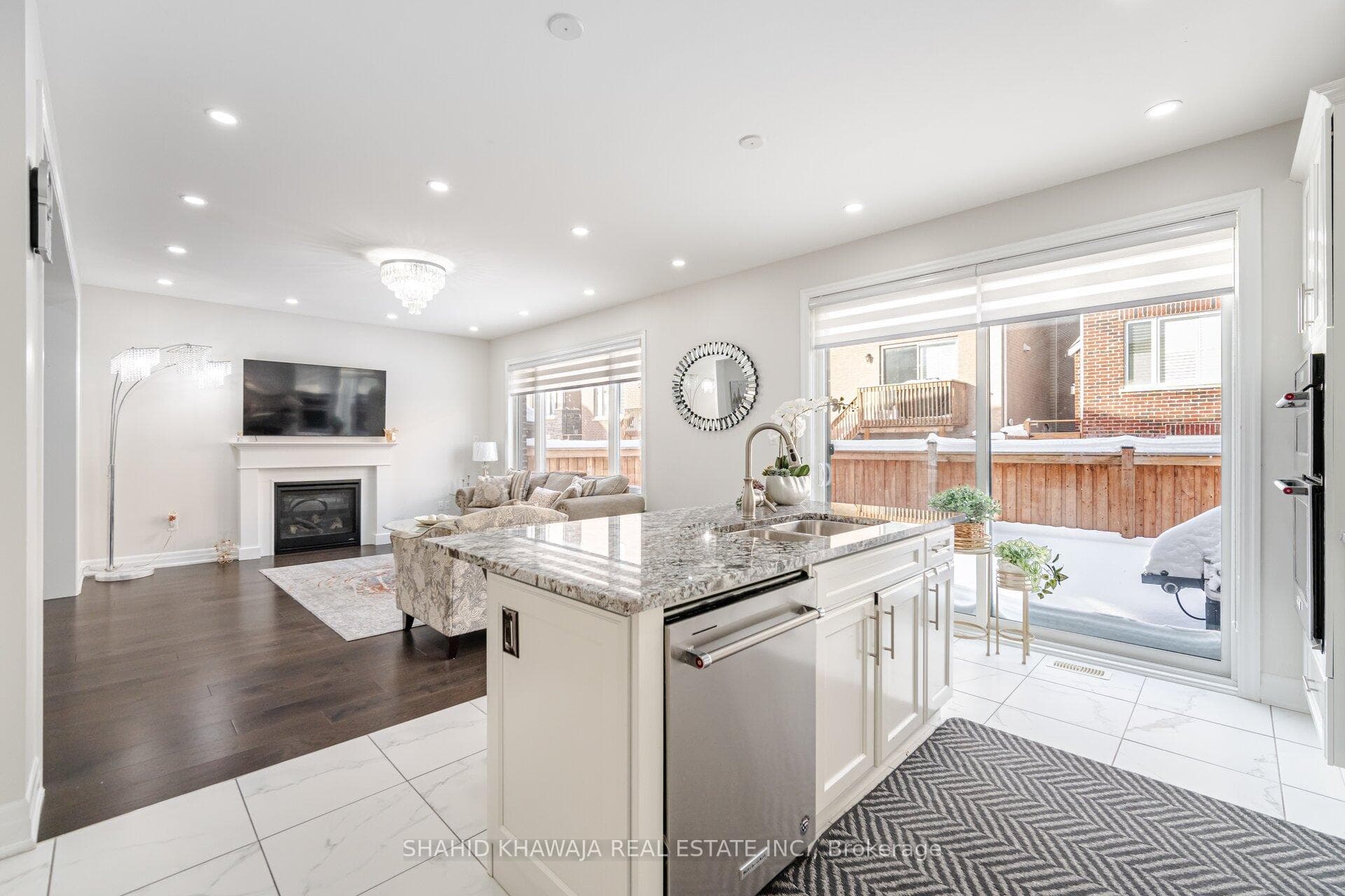 158 Yates Drive photo 12
