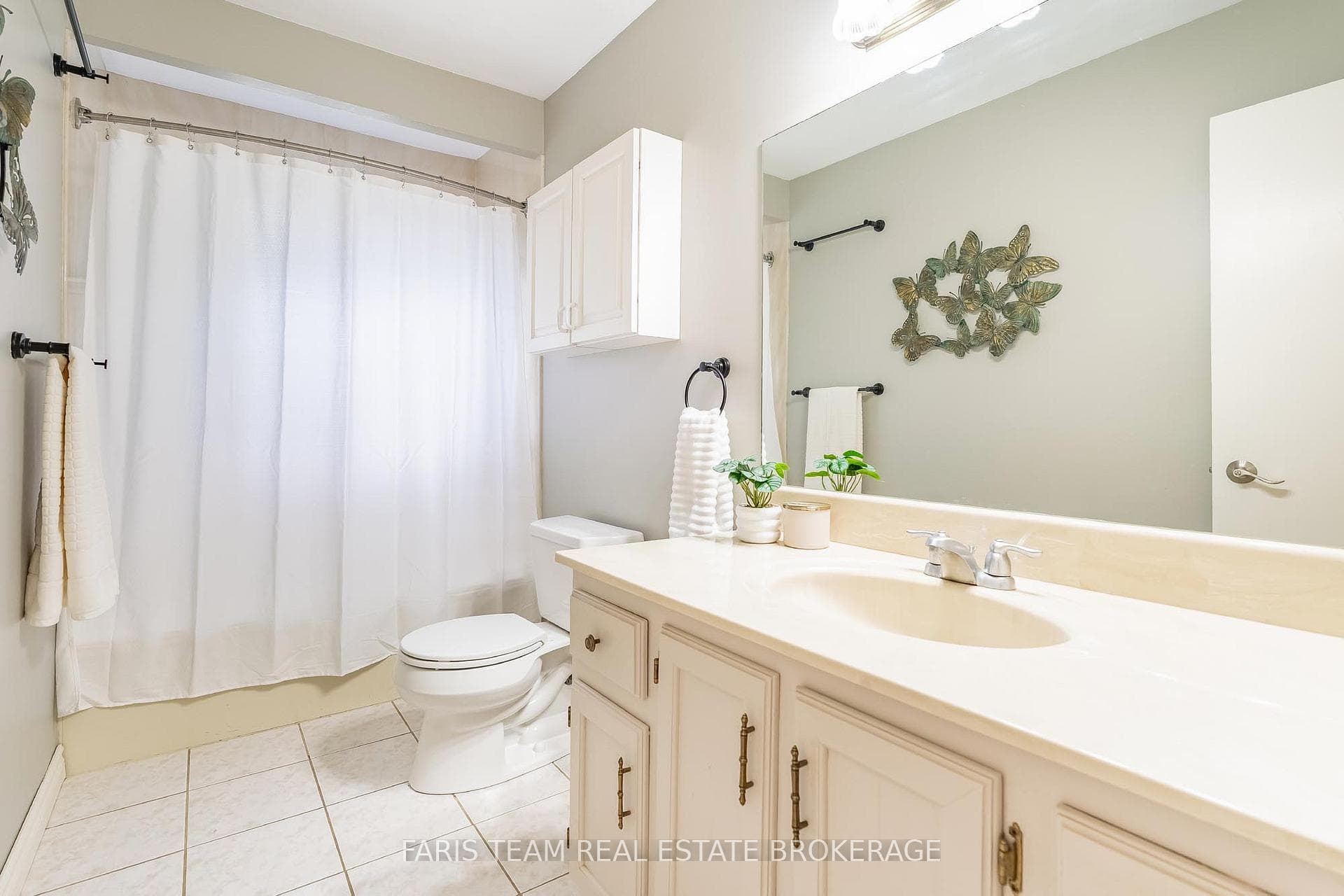 1202 Sunnidale Road photo 20