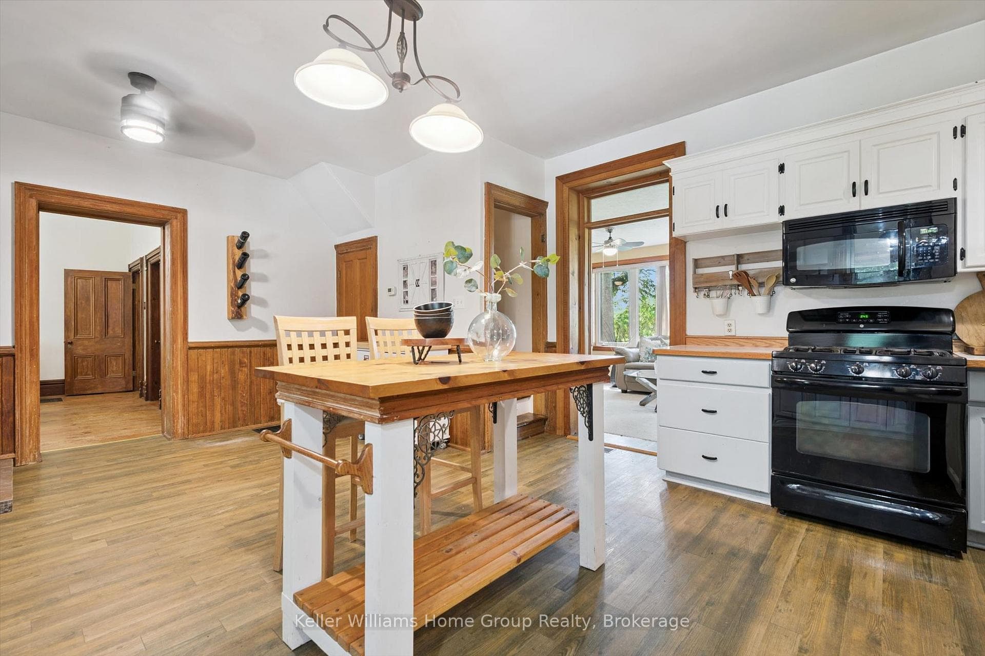9540 Ayton Road photo 18