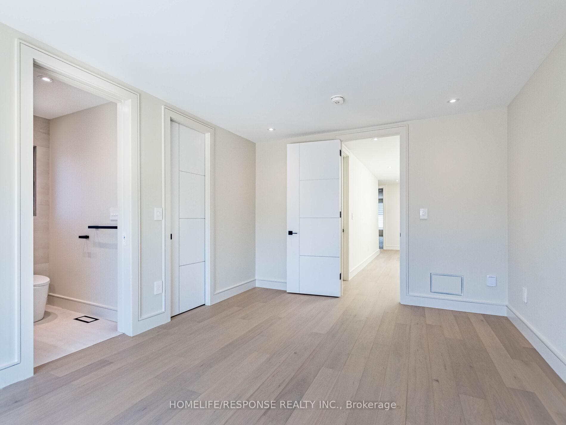 6A PINE Avenue photo 31