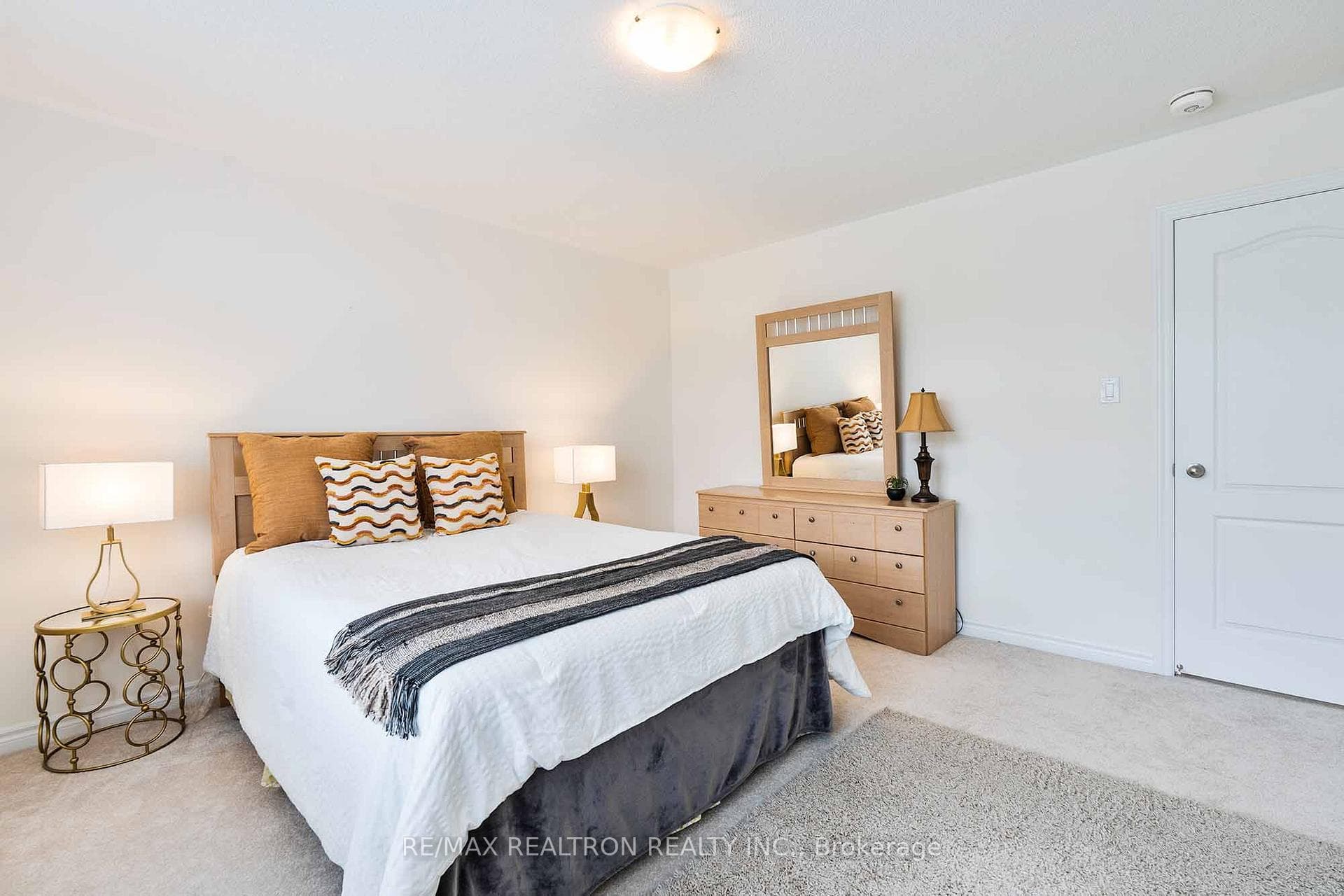 9 Cranley Road photo 43