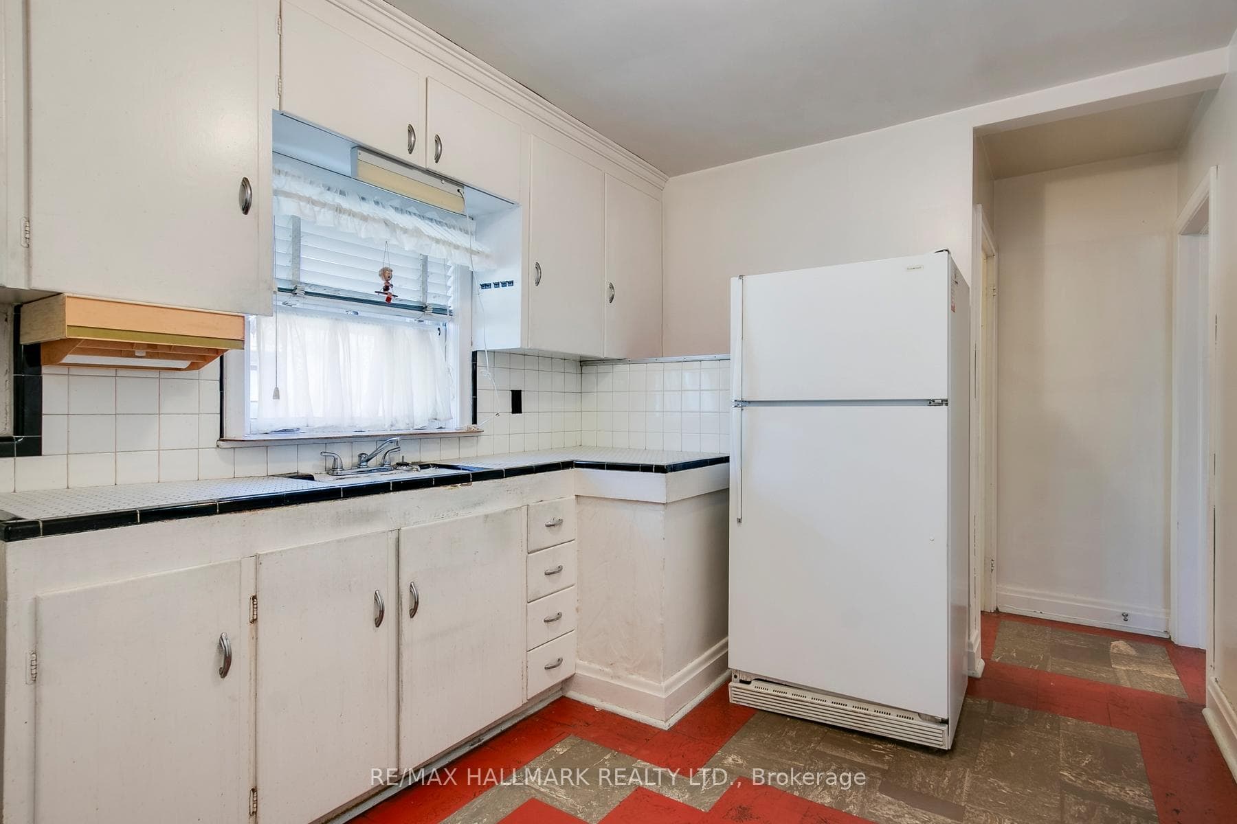 1 Aylesford Drive photo 11