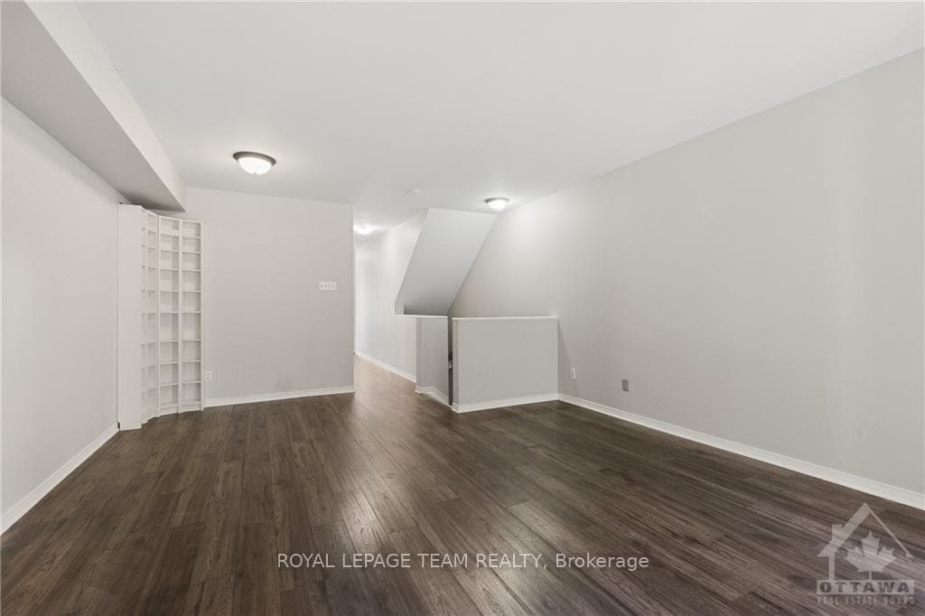 1665 LOCKSLEY Lane photo 15