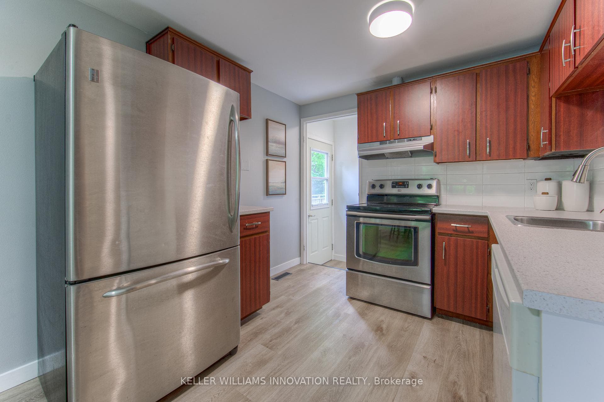133 Christopher Drive photo 6