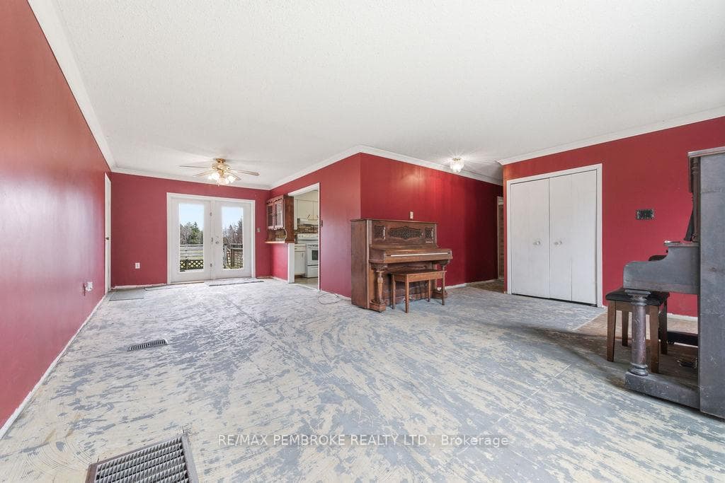 1738 B Line Road photo 18