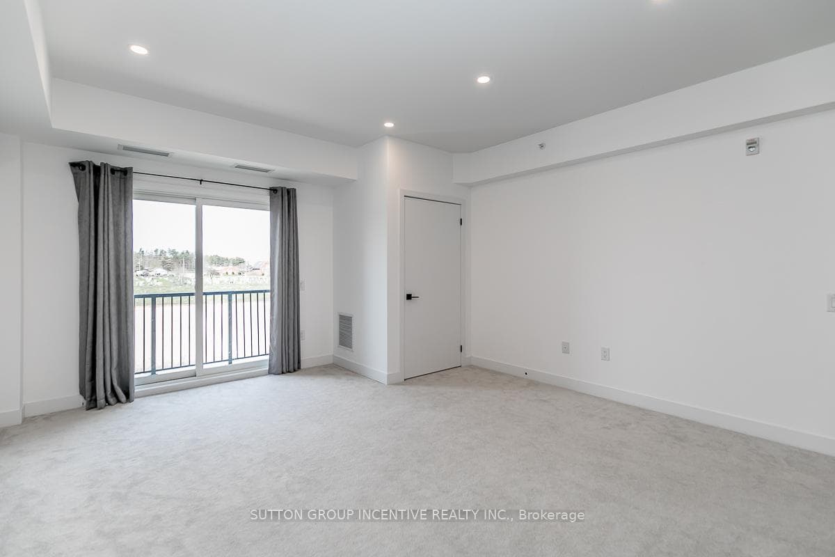 6 Spice Way Unit 404 photo 7