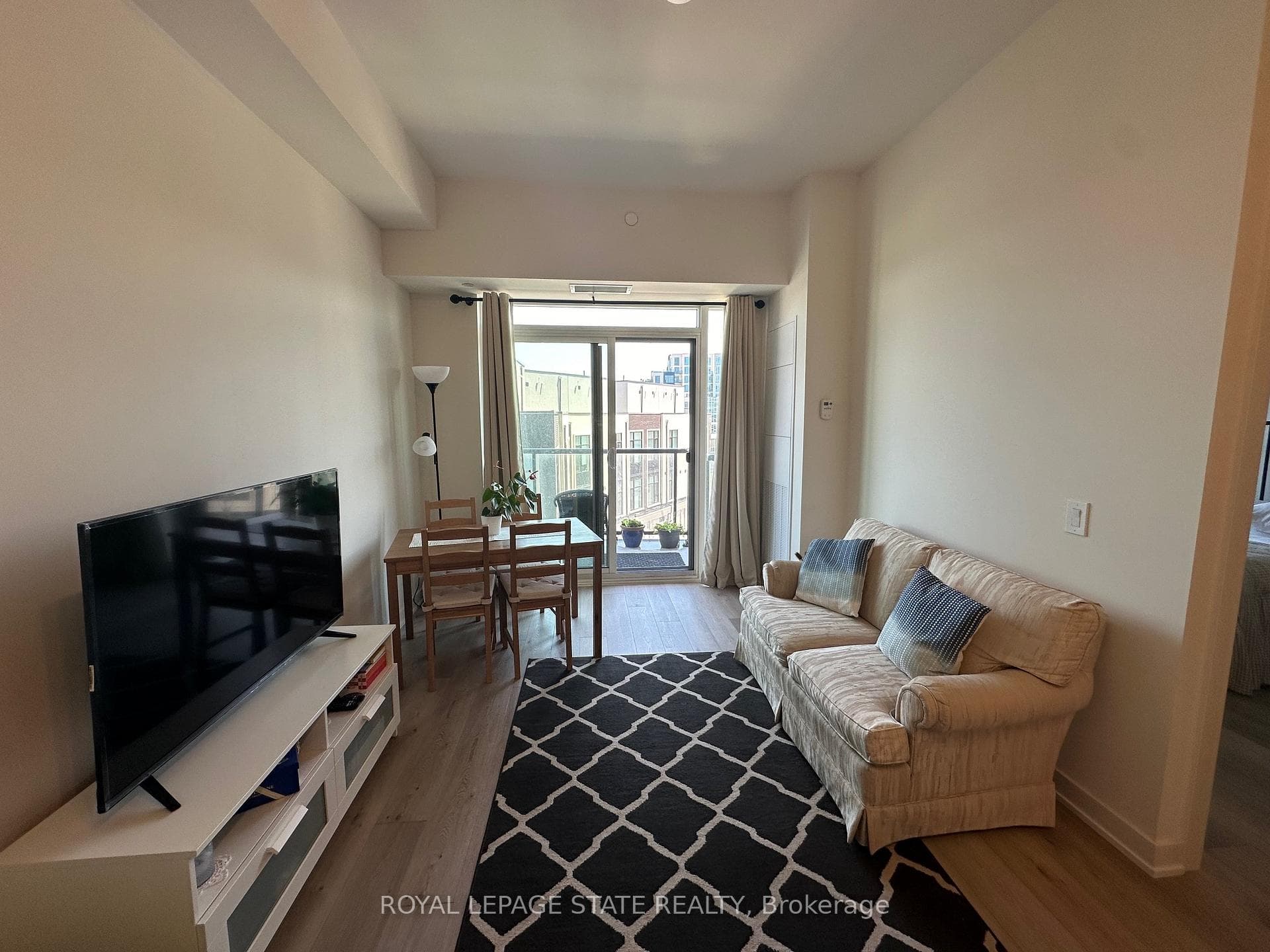 385 Winston Road Unit 409 photo 7