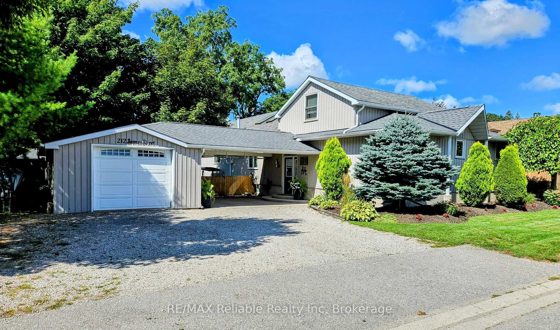 212 James Street photo 1