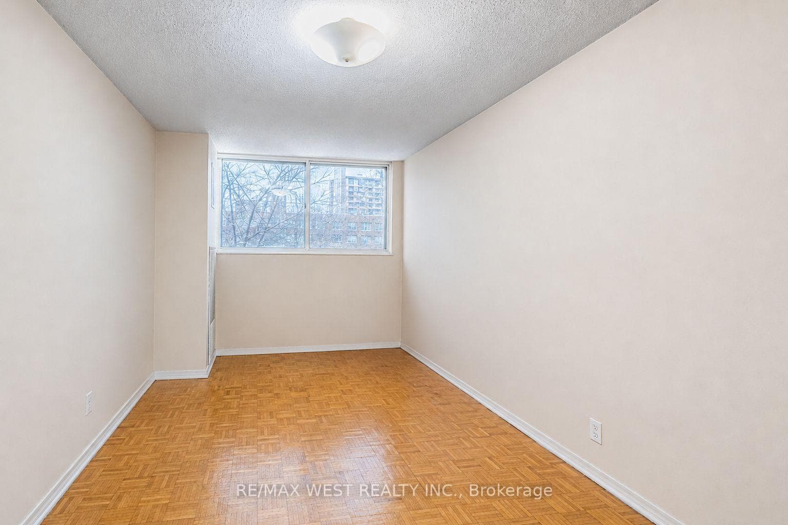 11 Wincott Drive Unit 1104 photo 20