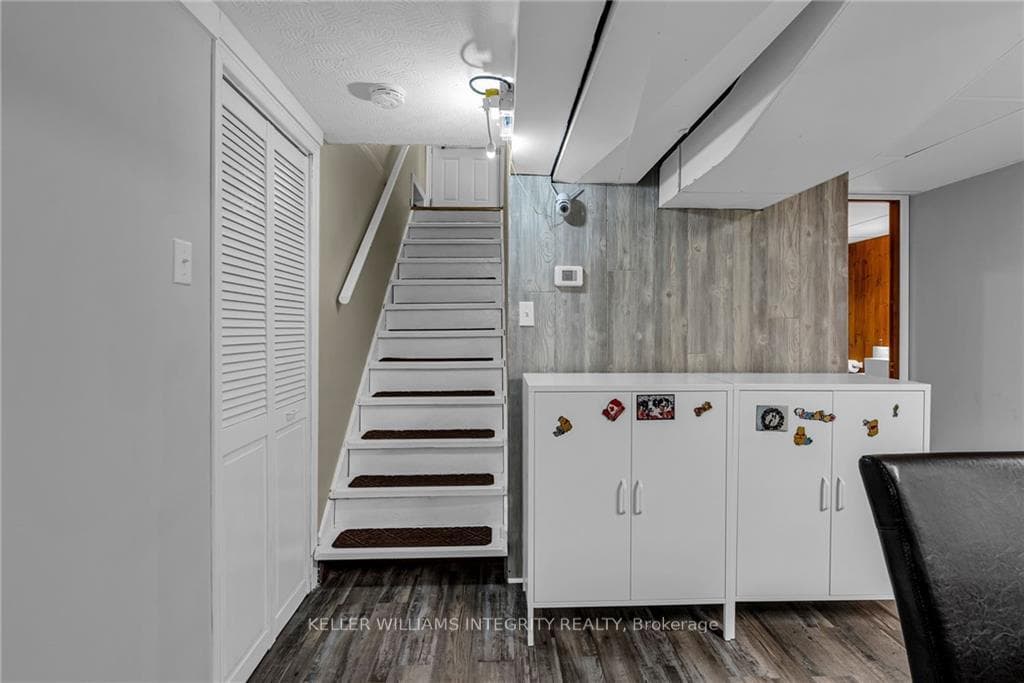 24 MAXWELL Street photo 18
