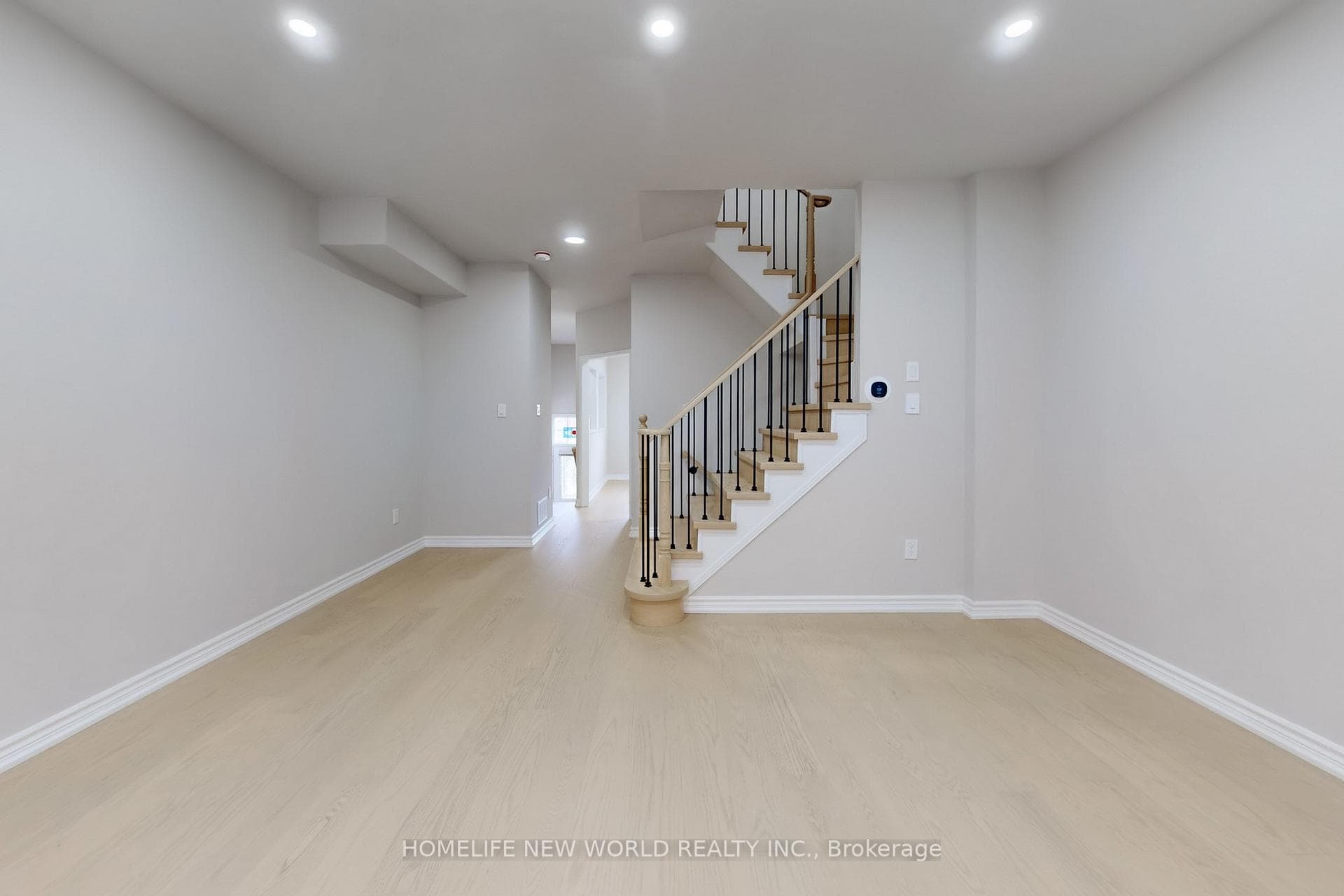 50 Bluewater Court photo 9