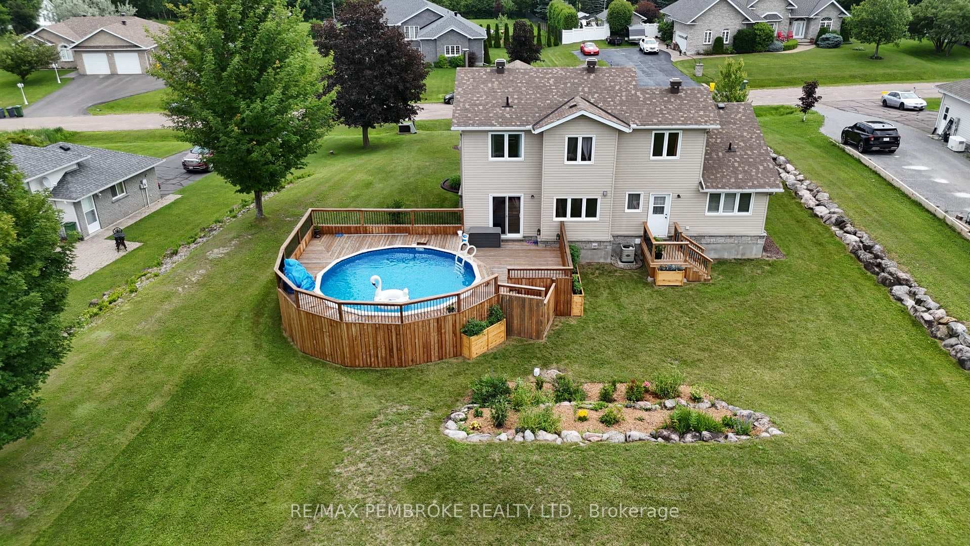 9 Heron Drive photo 49