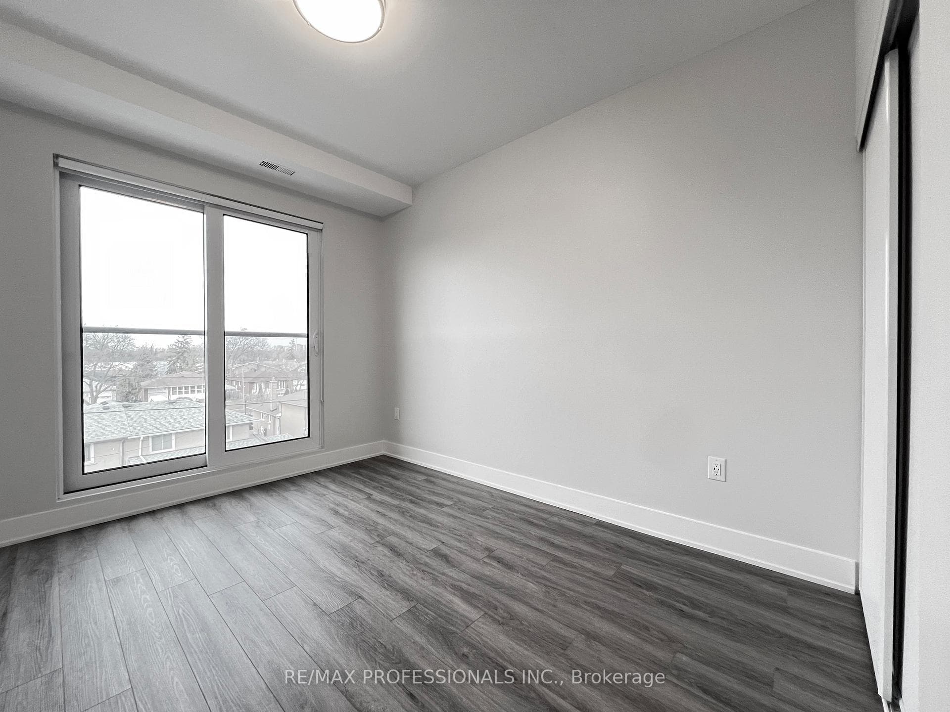 62 Dixfield Drive Unit 115 photo 13