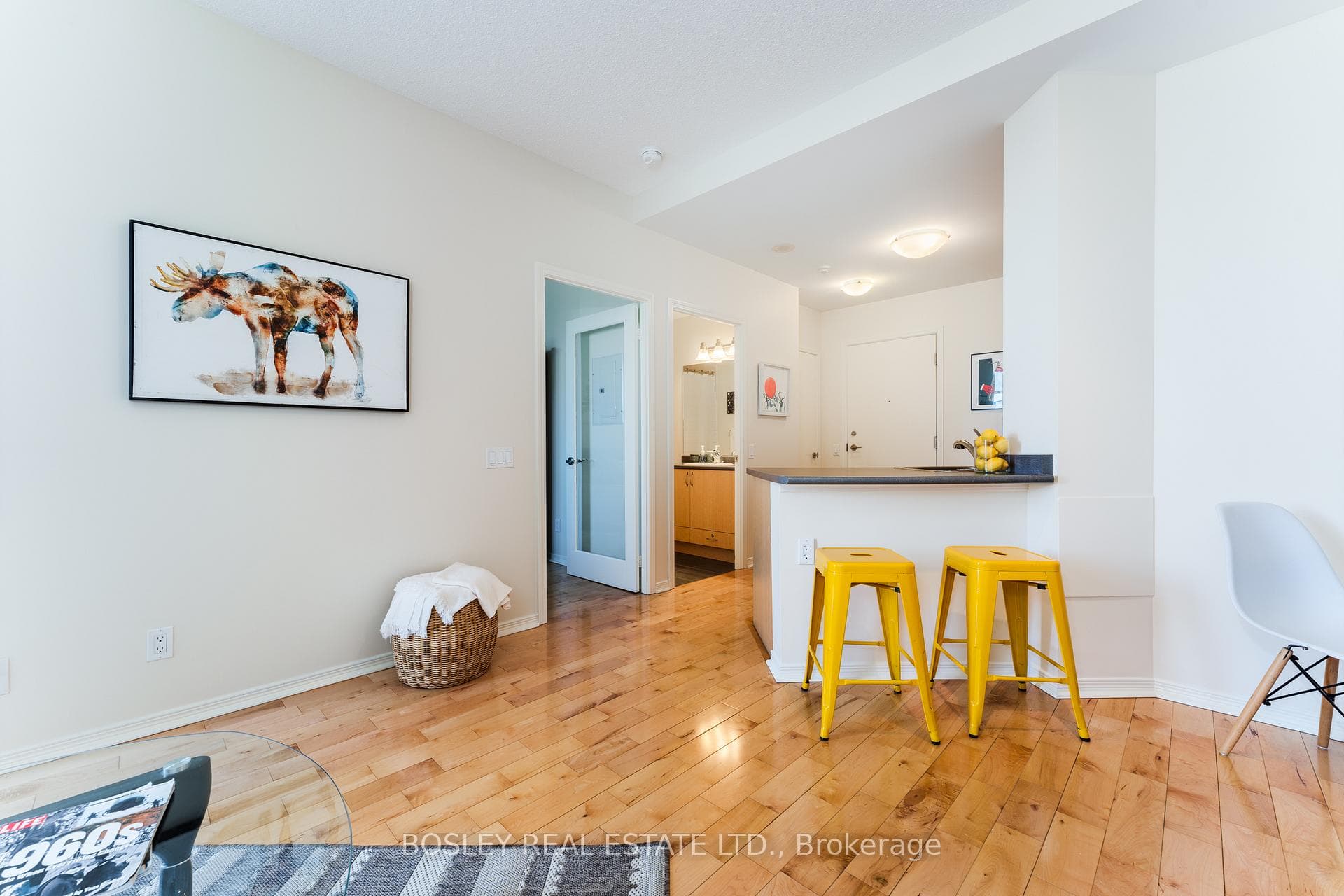 60 Heintzman Street Unit 1913 photo 13