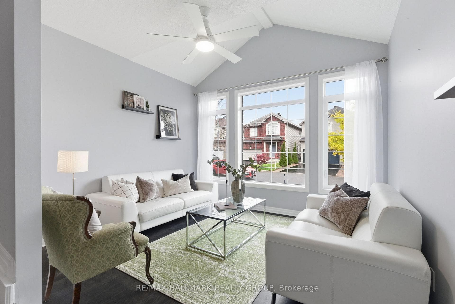 677 SUNBURST Street photo 2