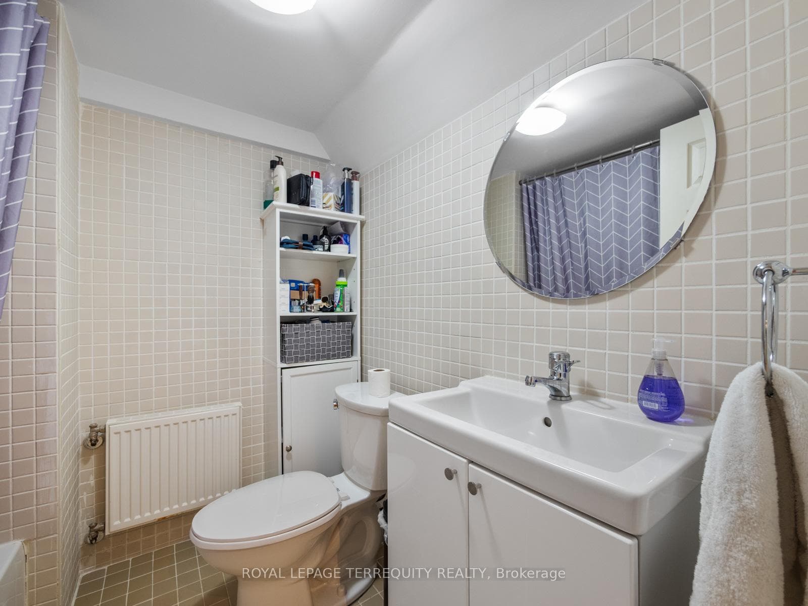 53 Glenroy Avenue photo 28