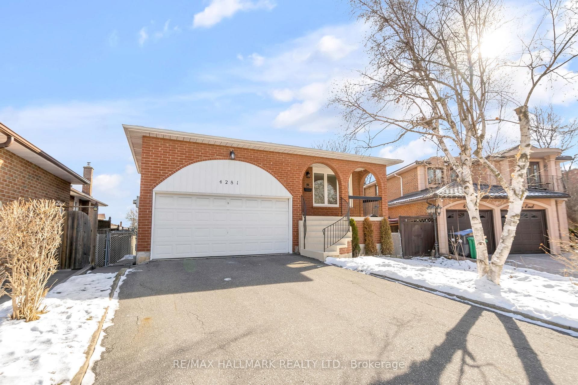 4281 Creeks End photo 1