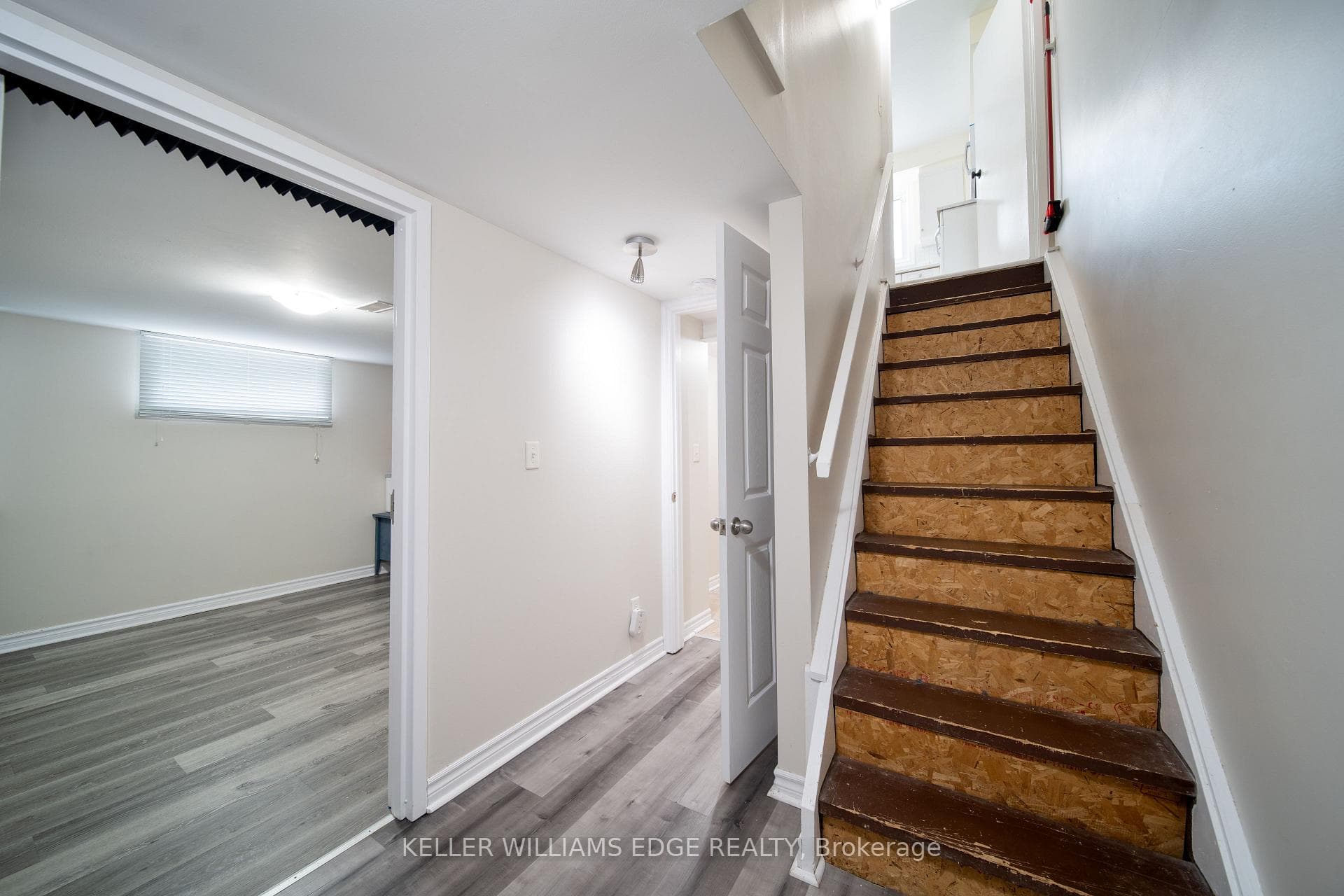 124 Romy Crescent photo 20