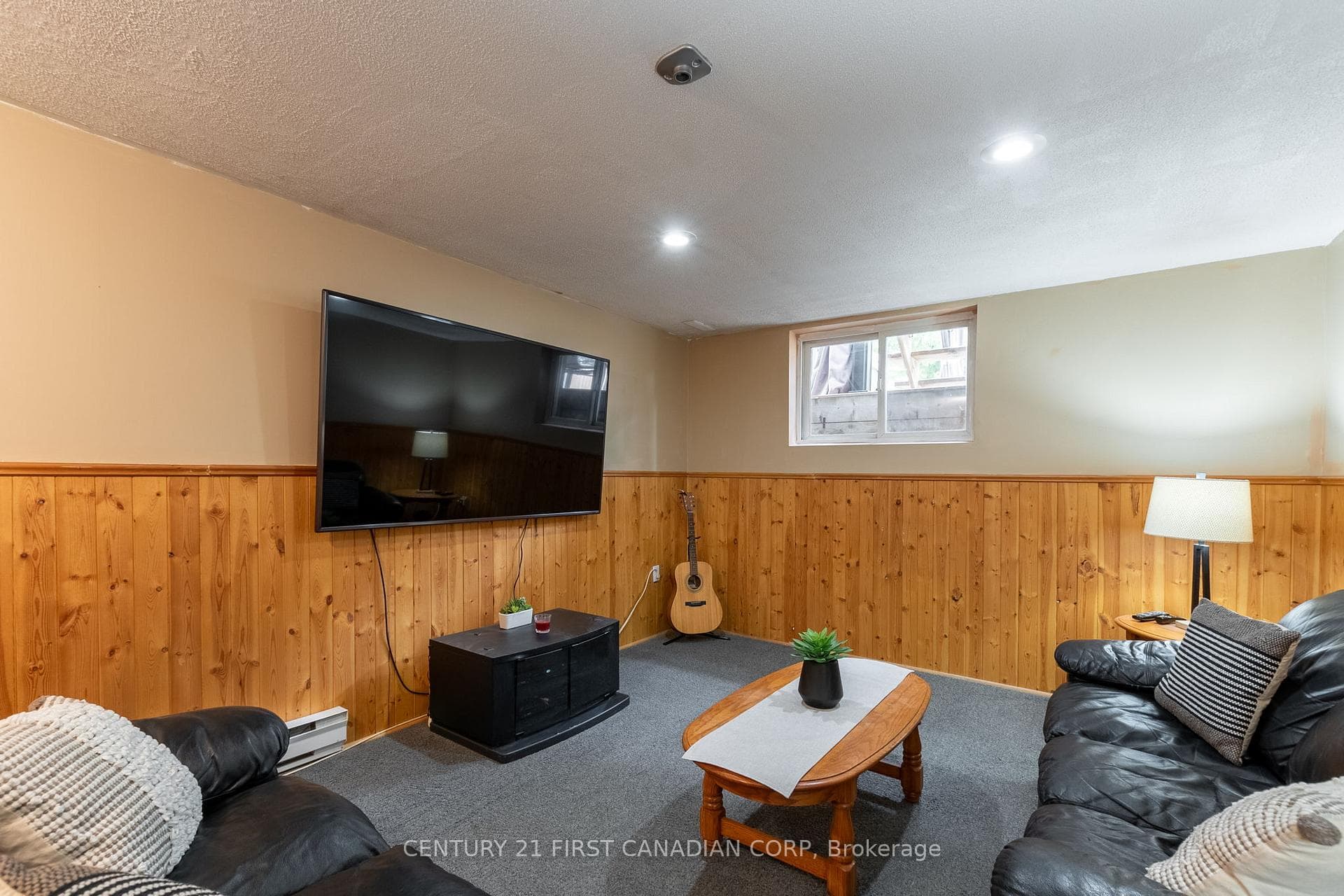 174 Portsmouth Crescent photo 23