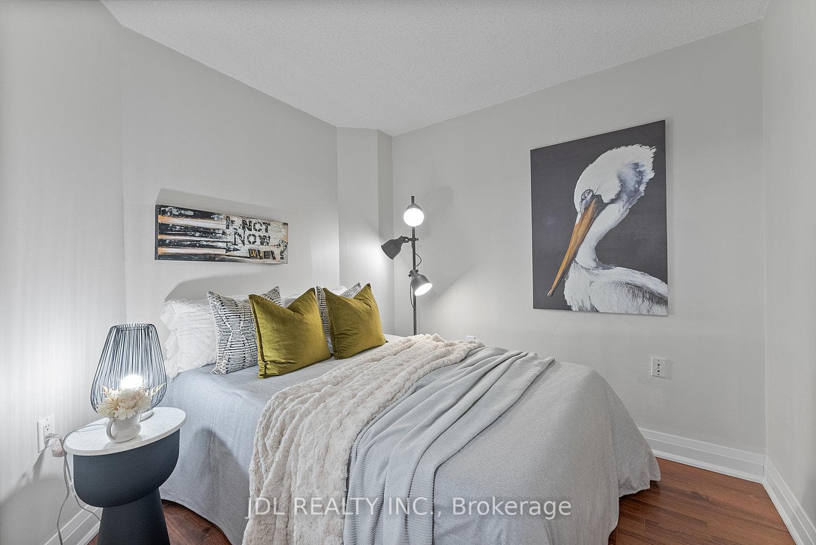 Den can be 3rd BR or home office!