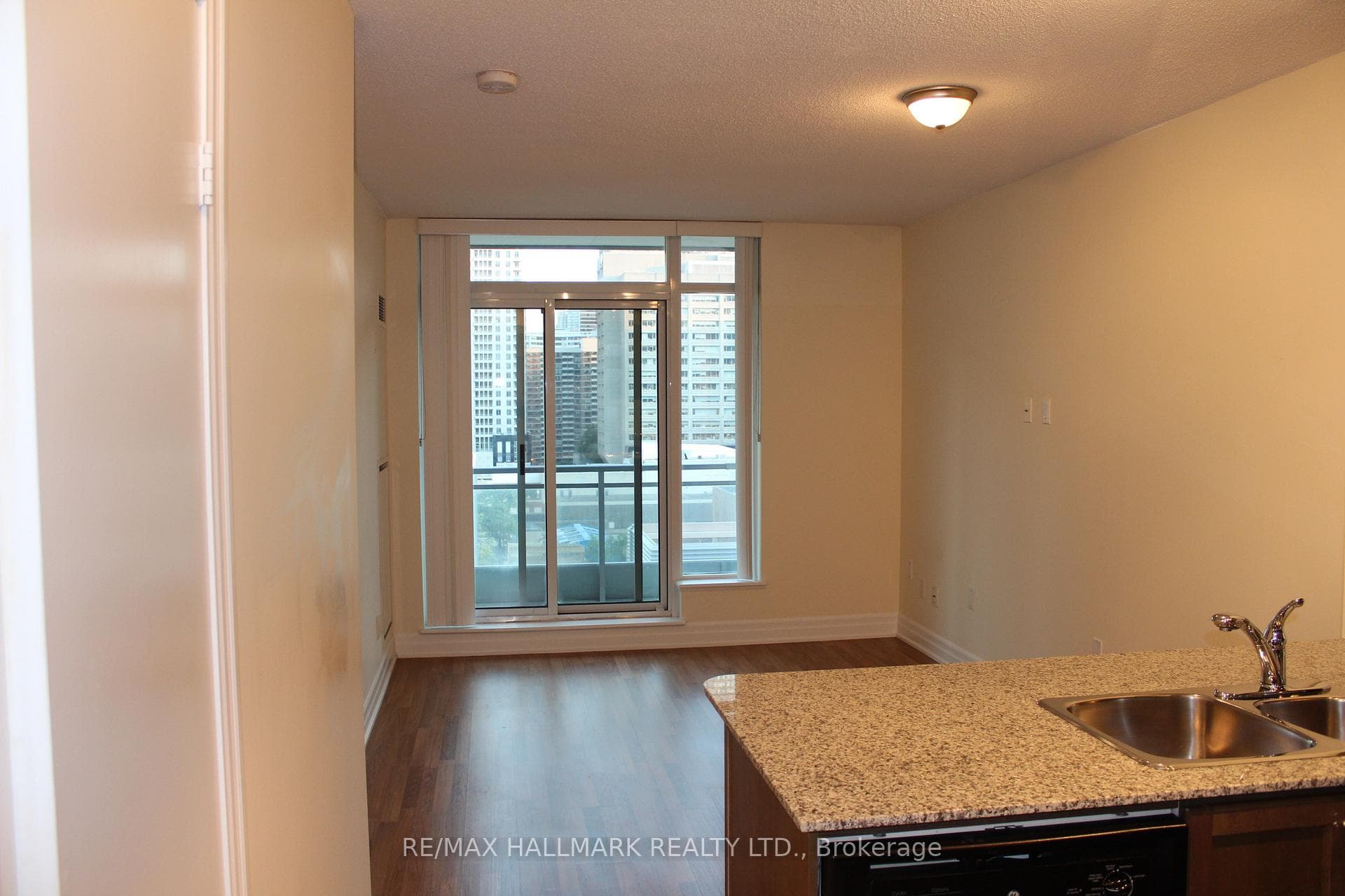 8 Scollard Street Unit 1205 photo 3