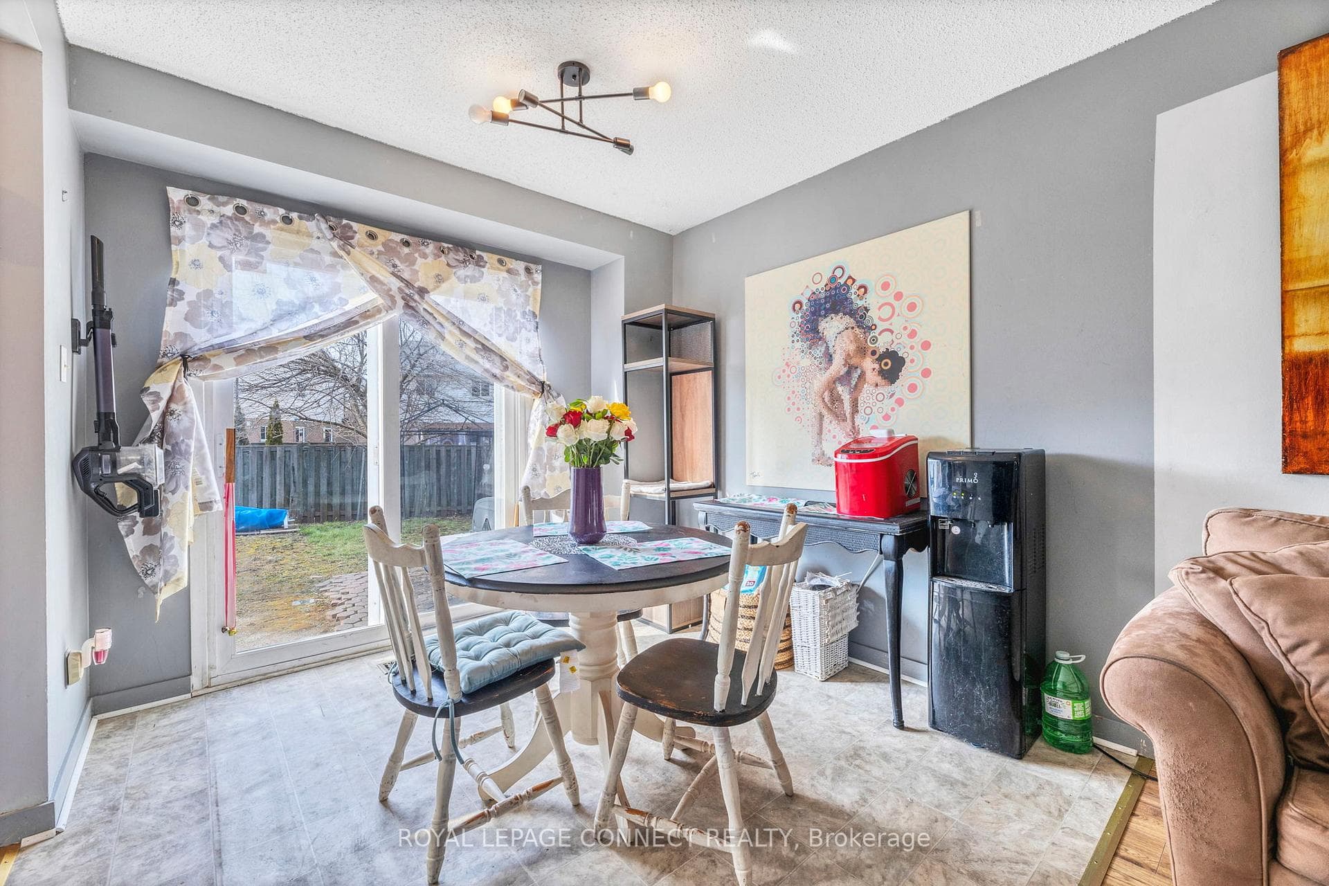 6 Humphrey Drive photo 6