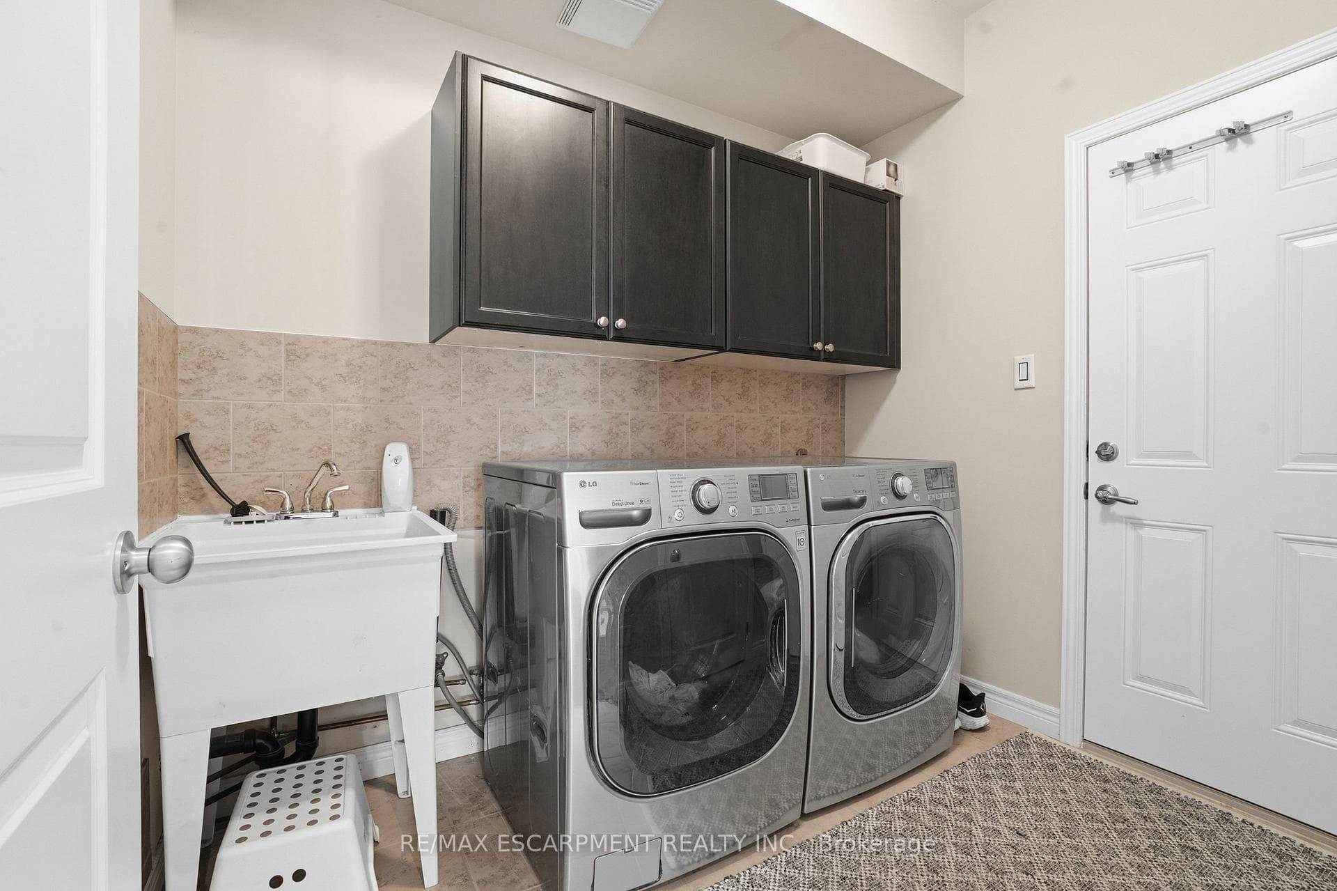 441 STONEHENGE Drive Unit 40 photo 14