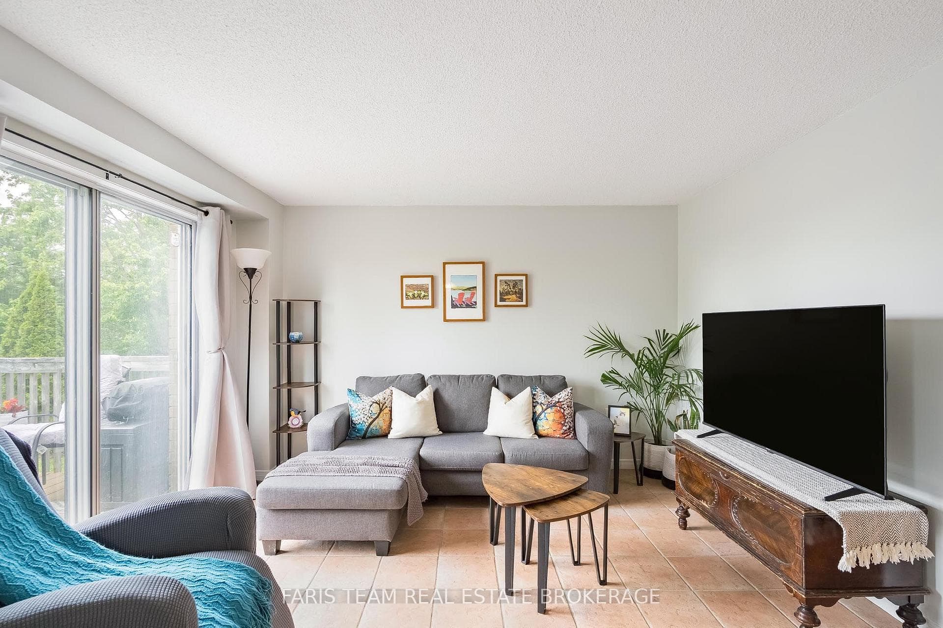 361 Galloway Boulevard photo 13