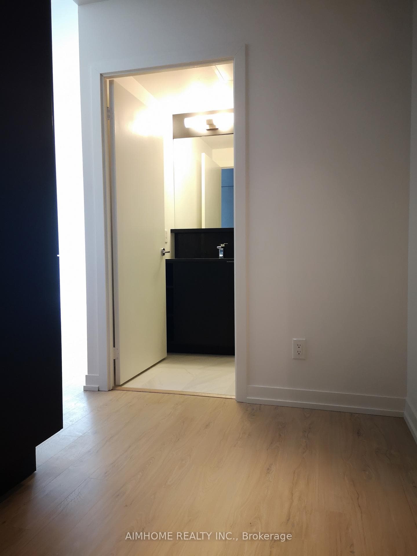 85 Wood Street Unit 506 photo 8