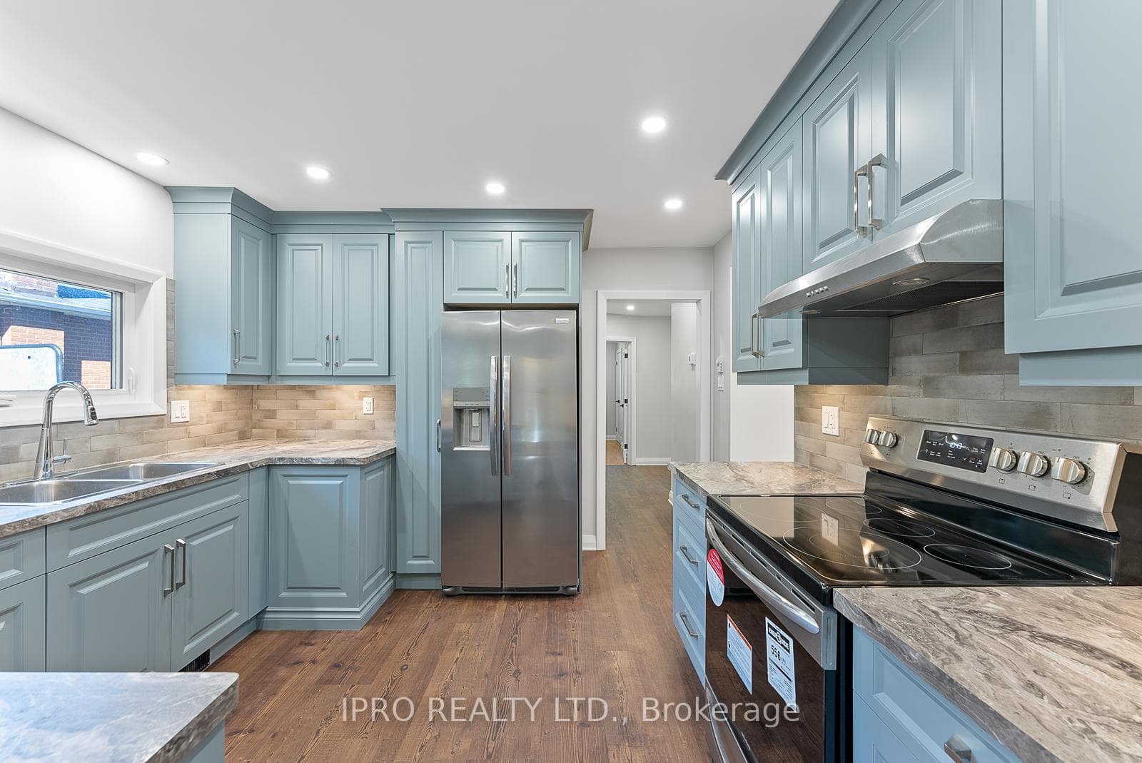 32 Gatesview Avenue Unit Upper photo 16