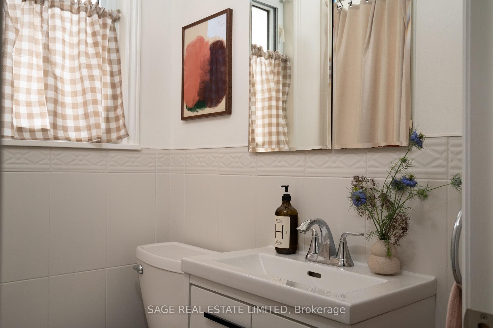 505 Caledonia Road photo 21