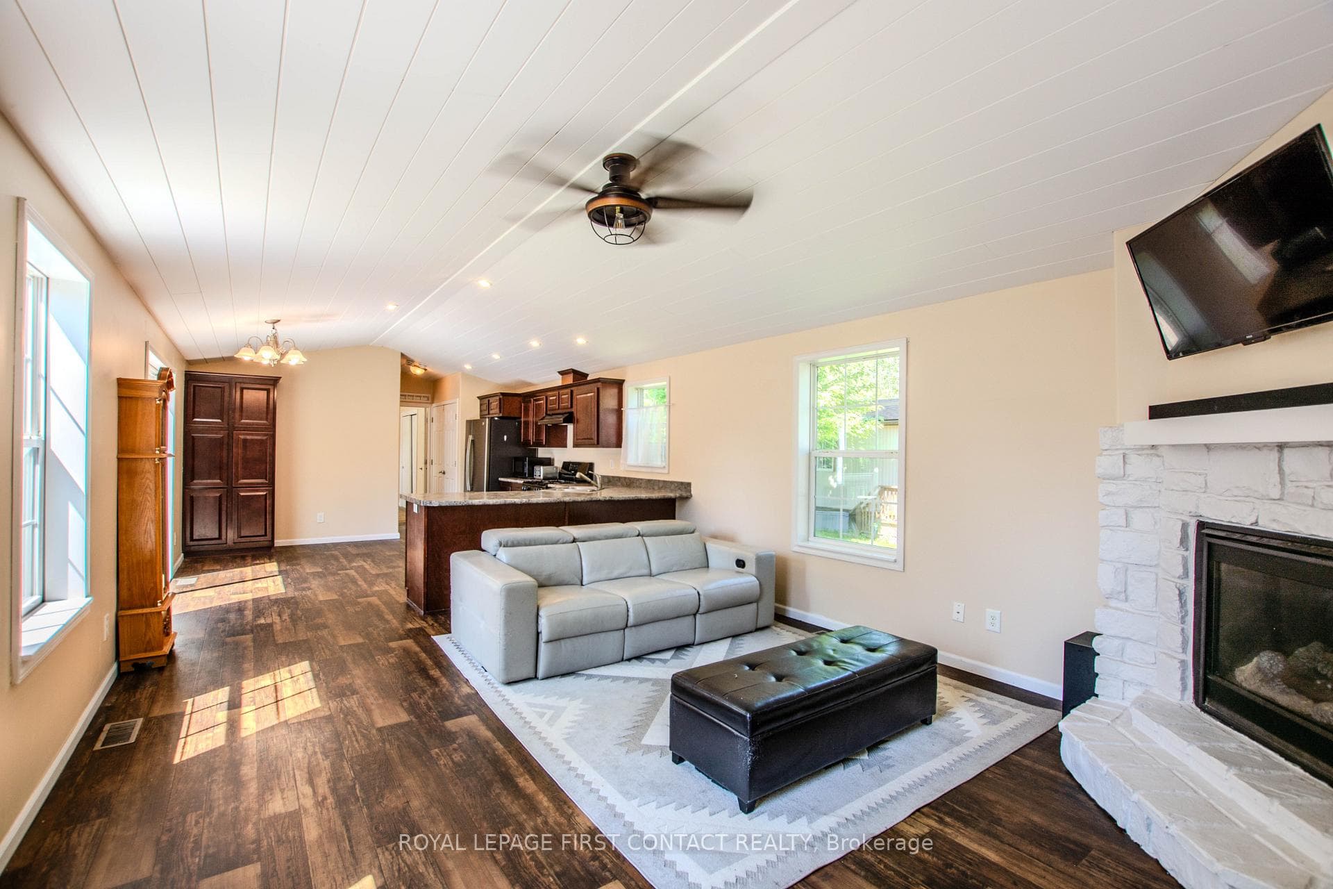 23 Georgian Glen Drive Unit N/A photo 4