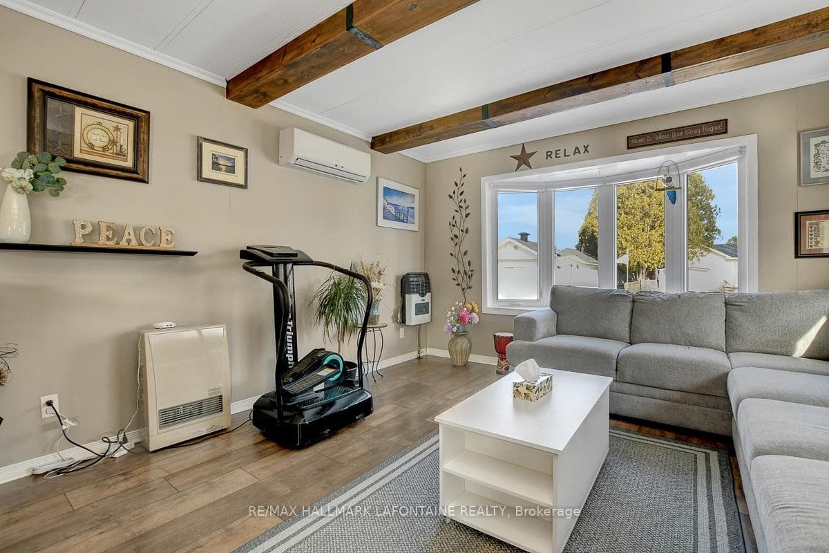 3535 St Joseph Boulevard photo 3