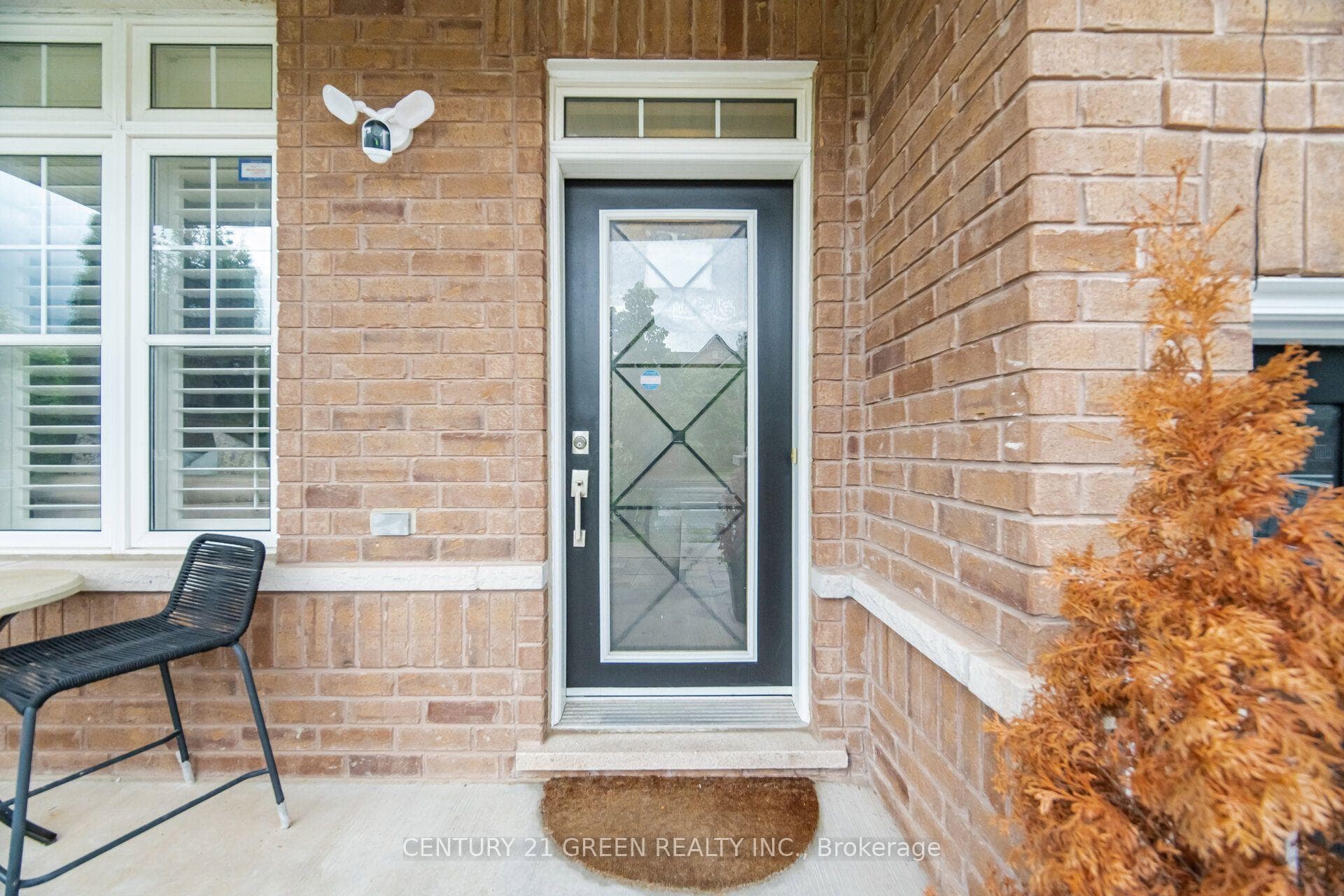 399 Savoline Boulevard photo 5