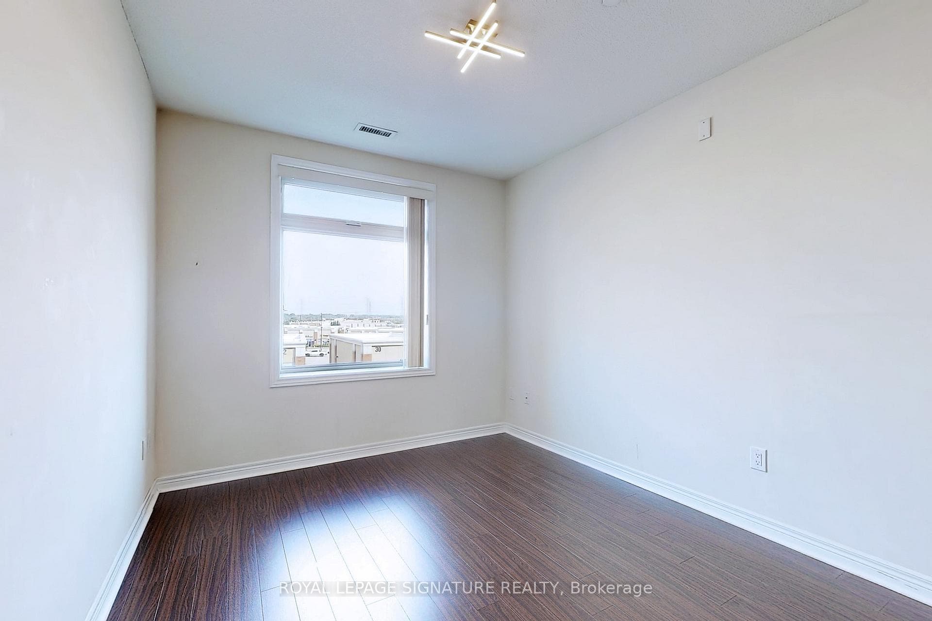7325 Markham Road Unit 433 photo 16