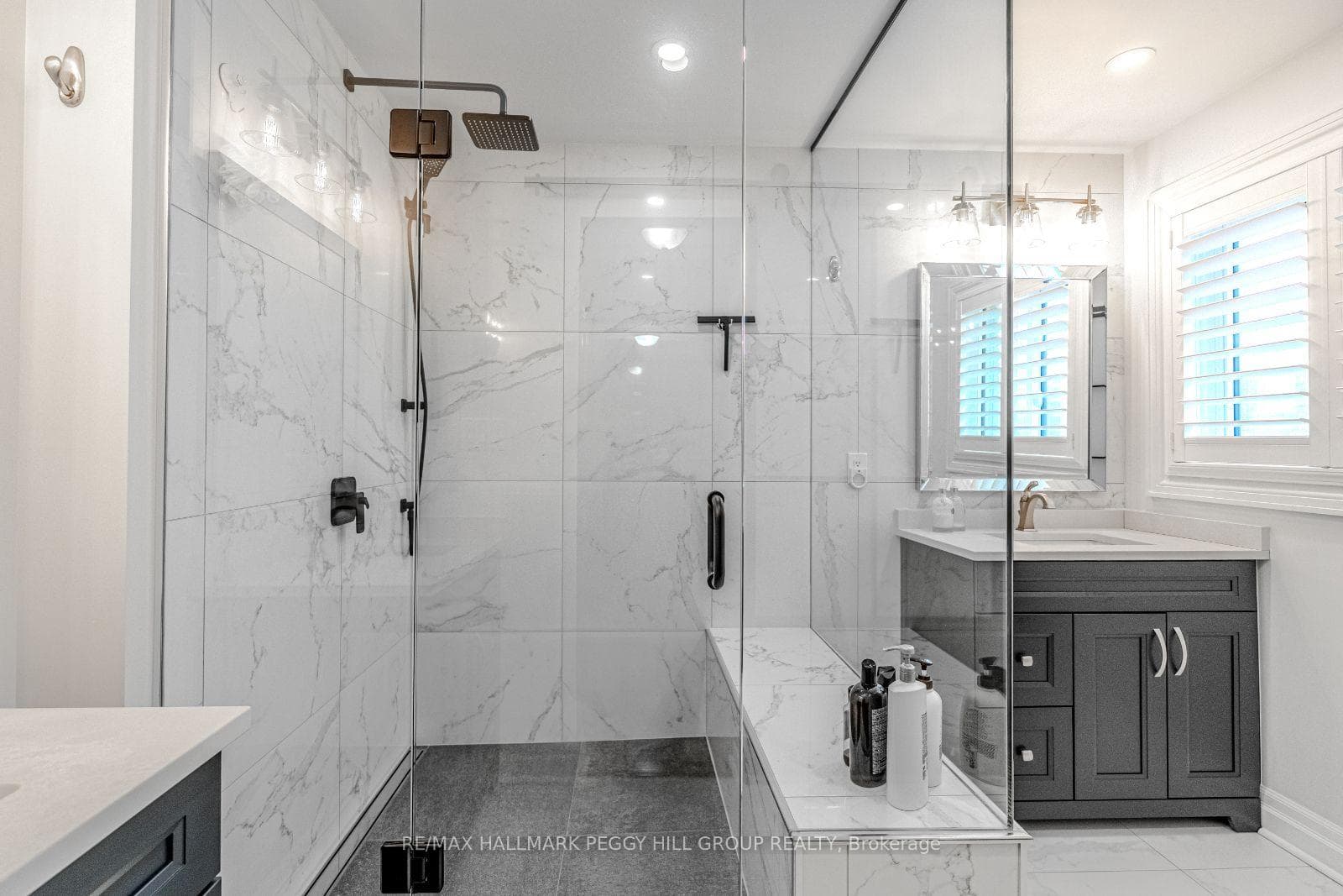 35 Benjamin Lane photo 10