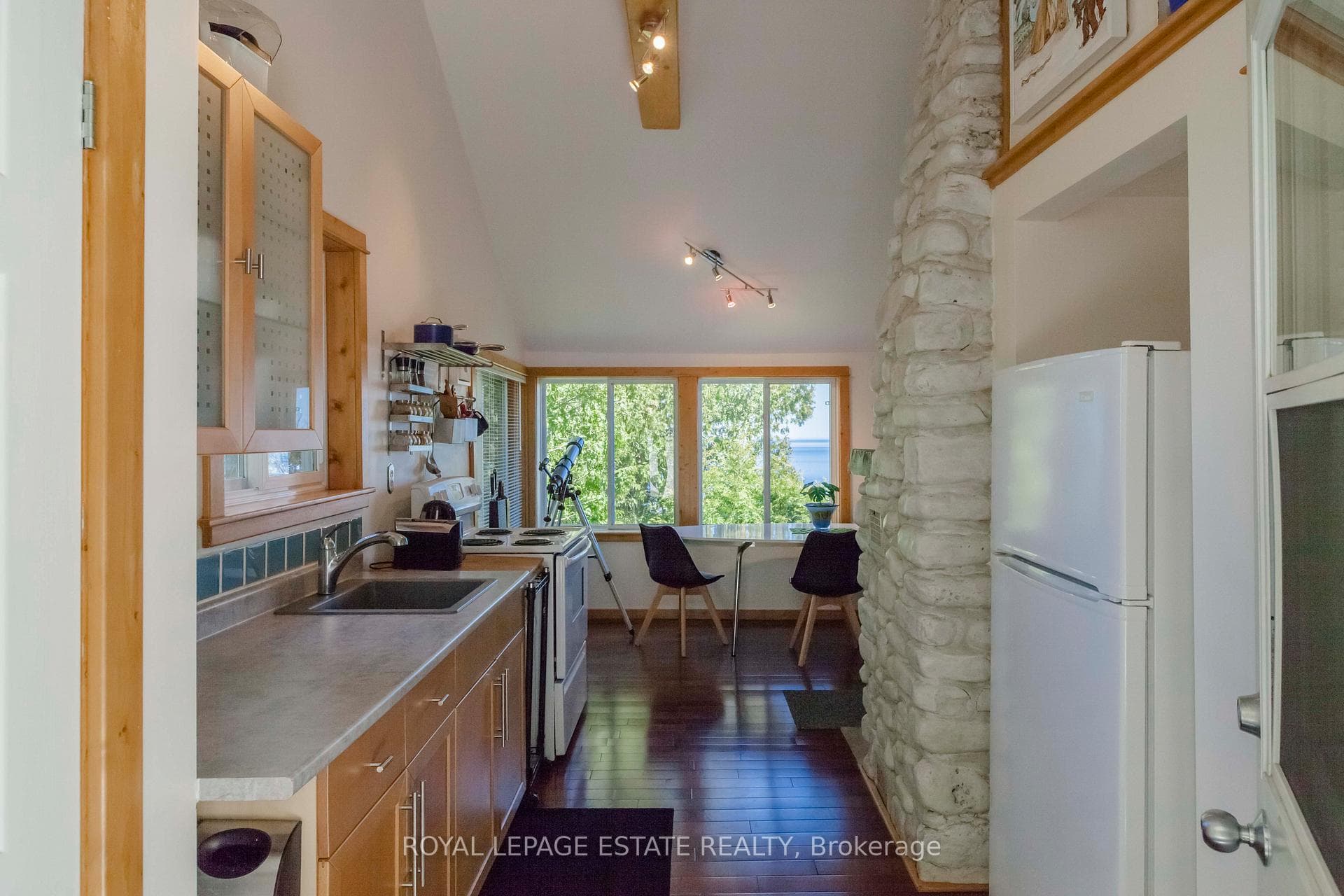9 Lynch Drive photo 6