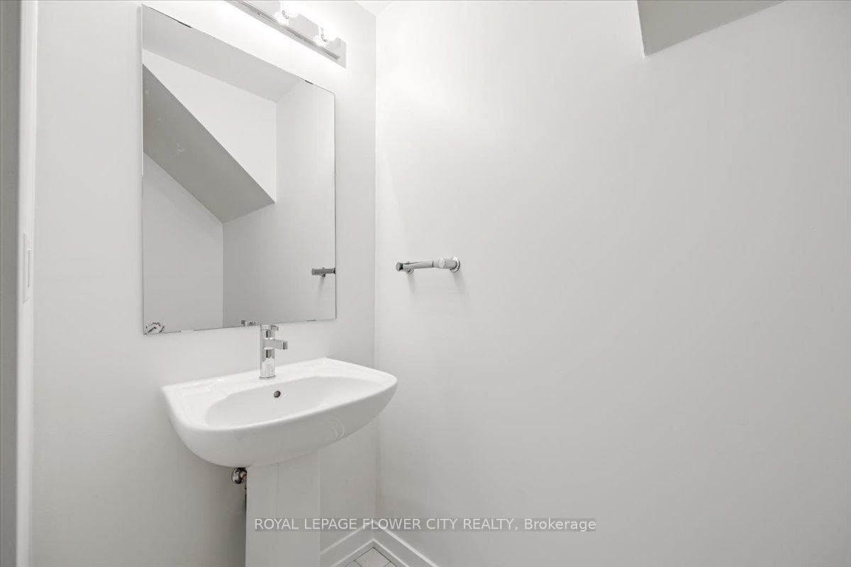 3421 Ridgeway Drive Unit 3 photo 12
