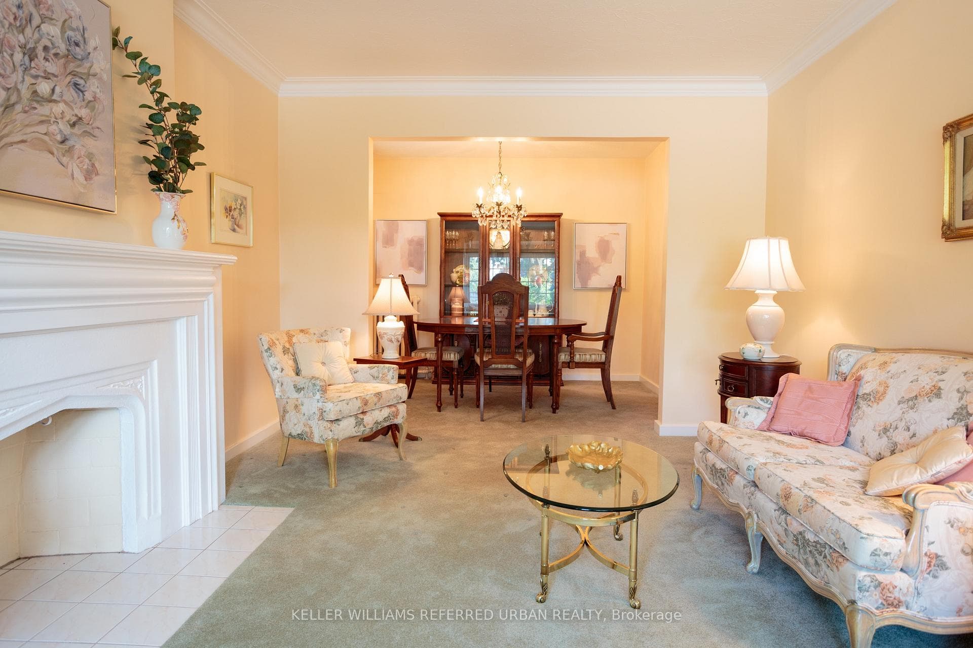 345 Moore Avenue photo 5