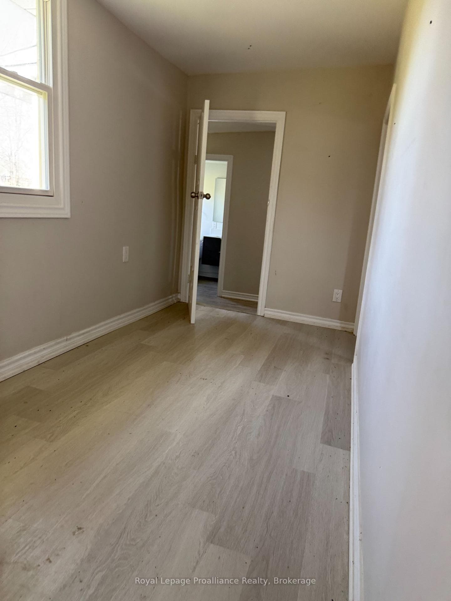 303 Brimley Road photo 7