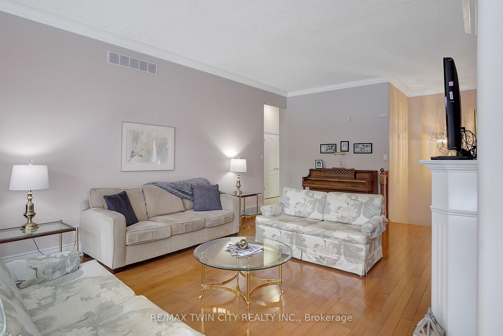 269 Deer Ridge Drive photo 9