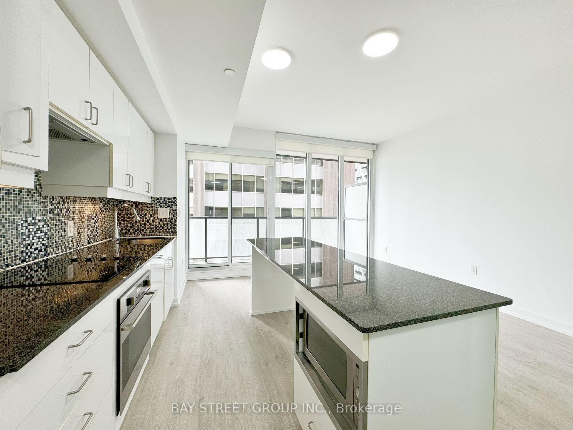 426 University Avenue Unit 1107 photo 4