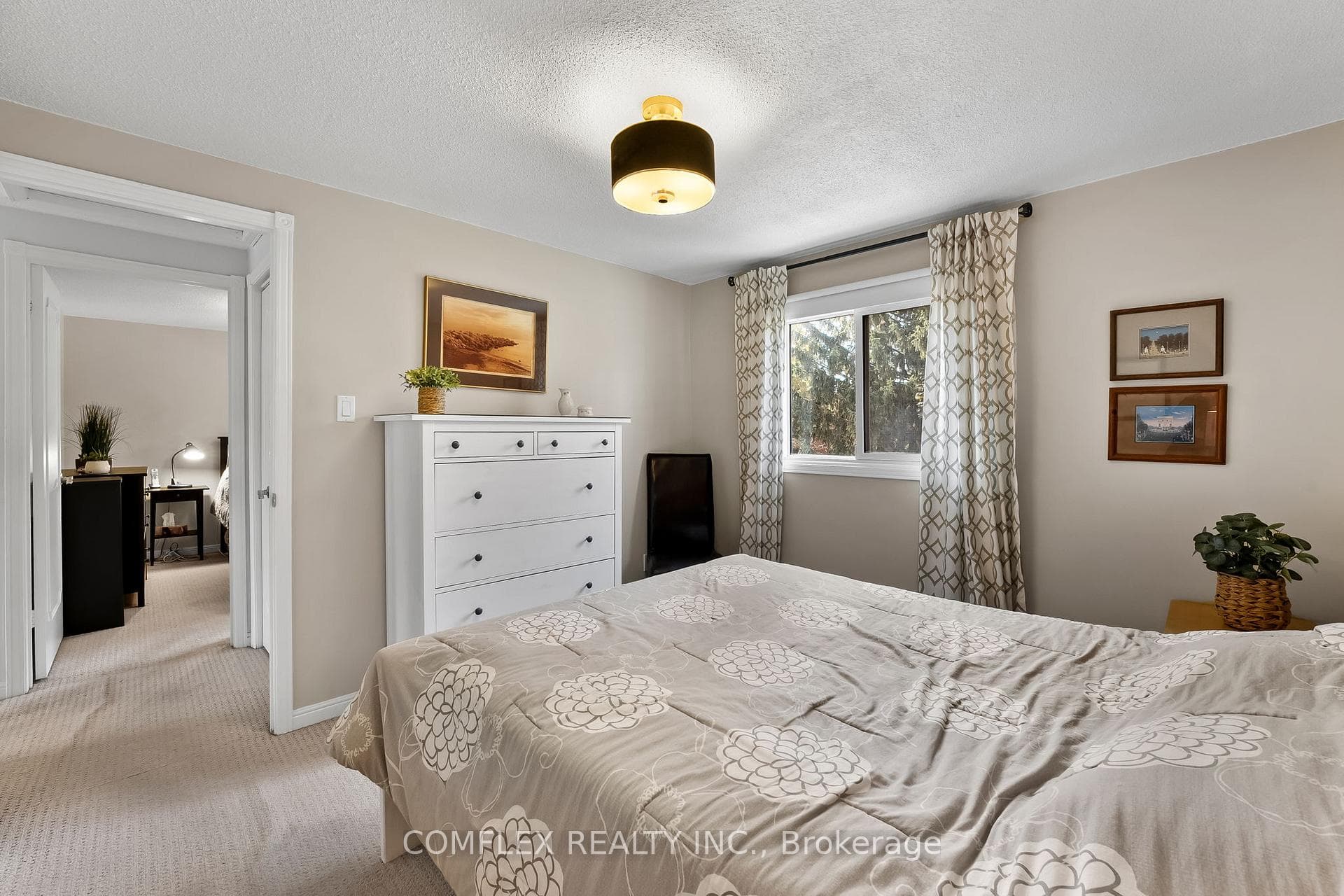 24 Jubilee Court photo 28